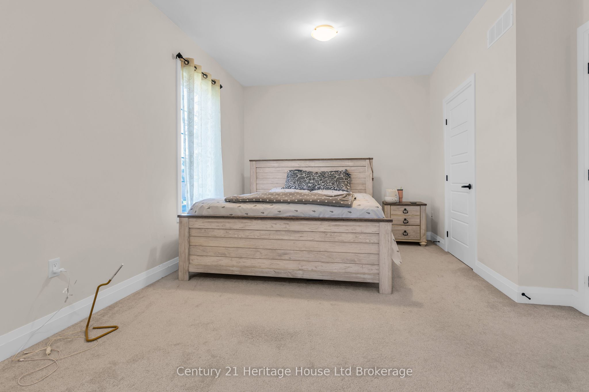 Listing 29464 Image