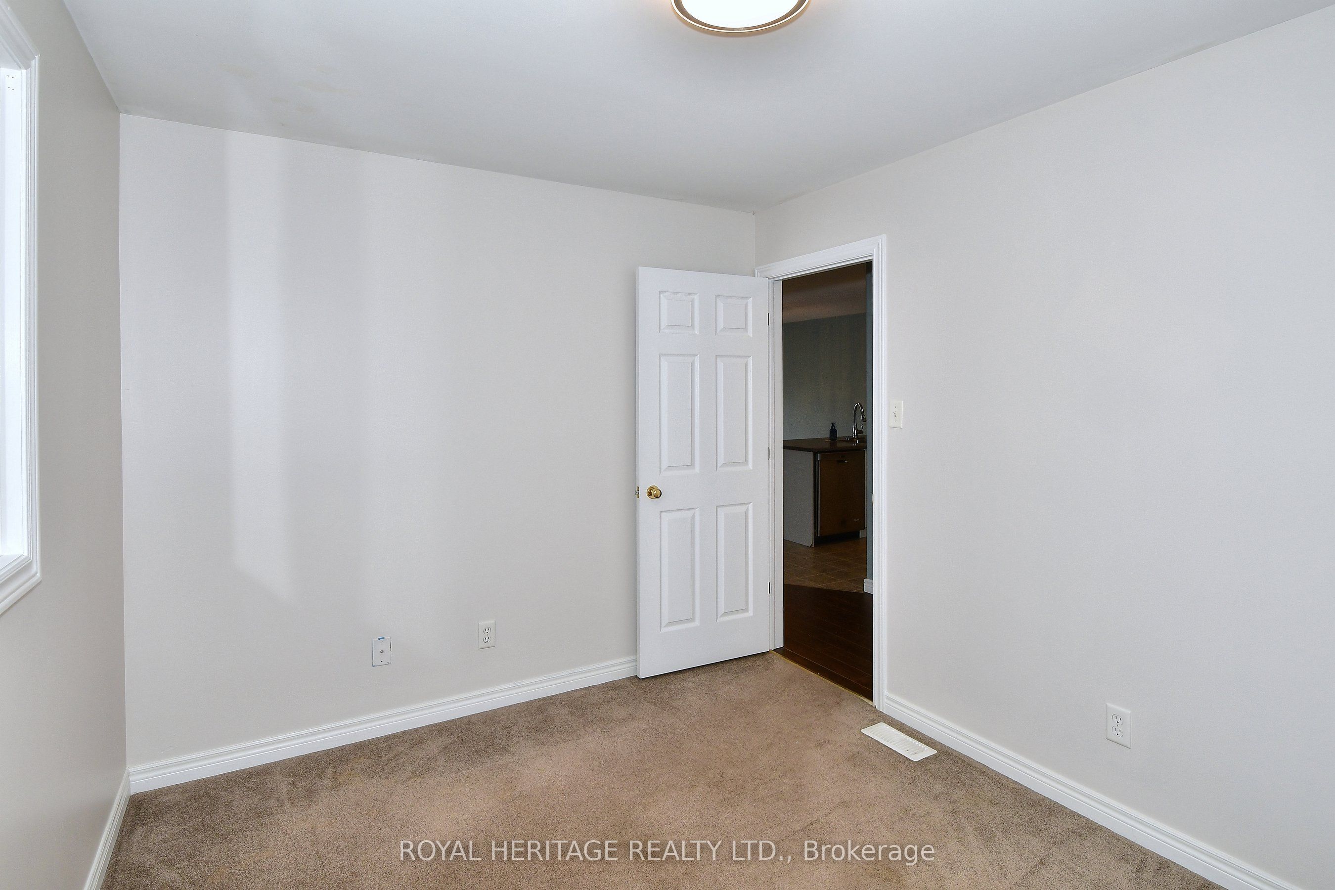 Listing 29435 Image