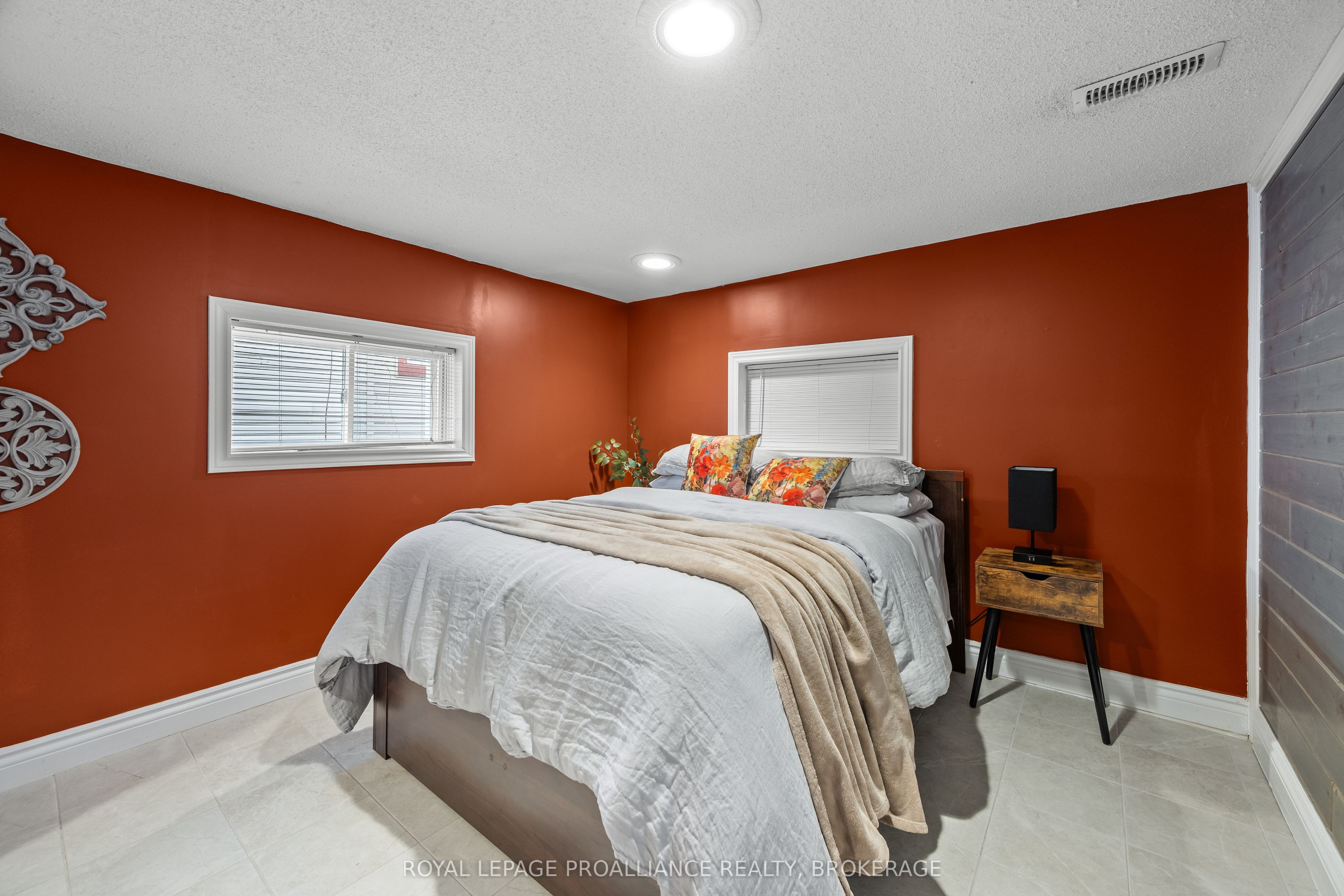Listing 13792 Image
