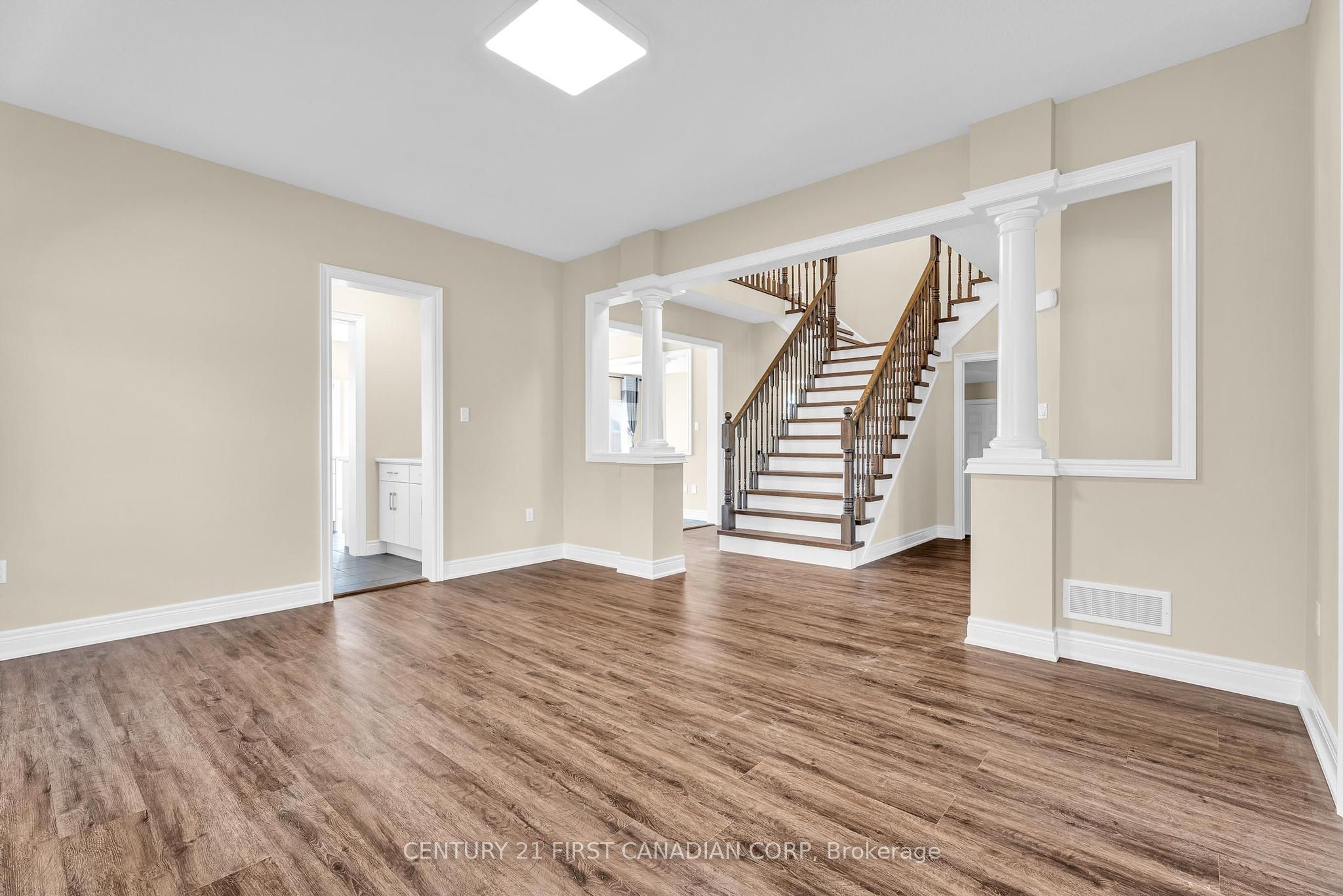Listing 28218 Image