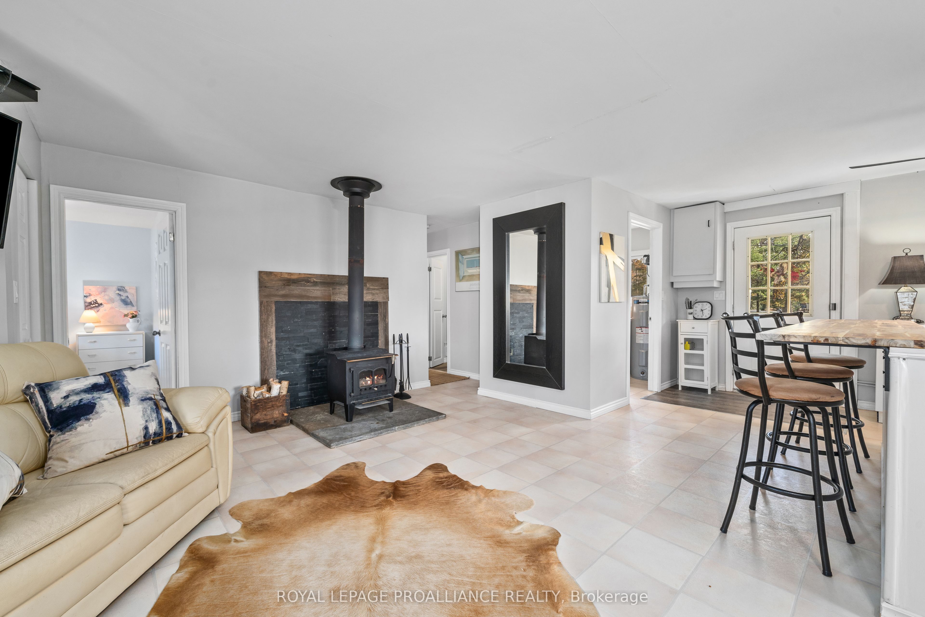 Listing 9899 Image