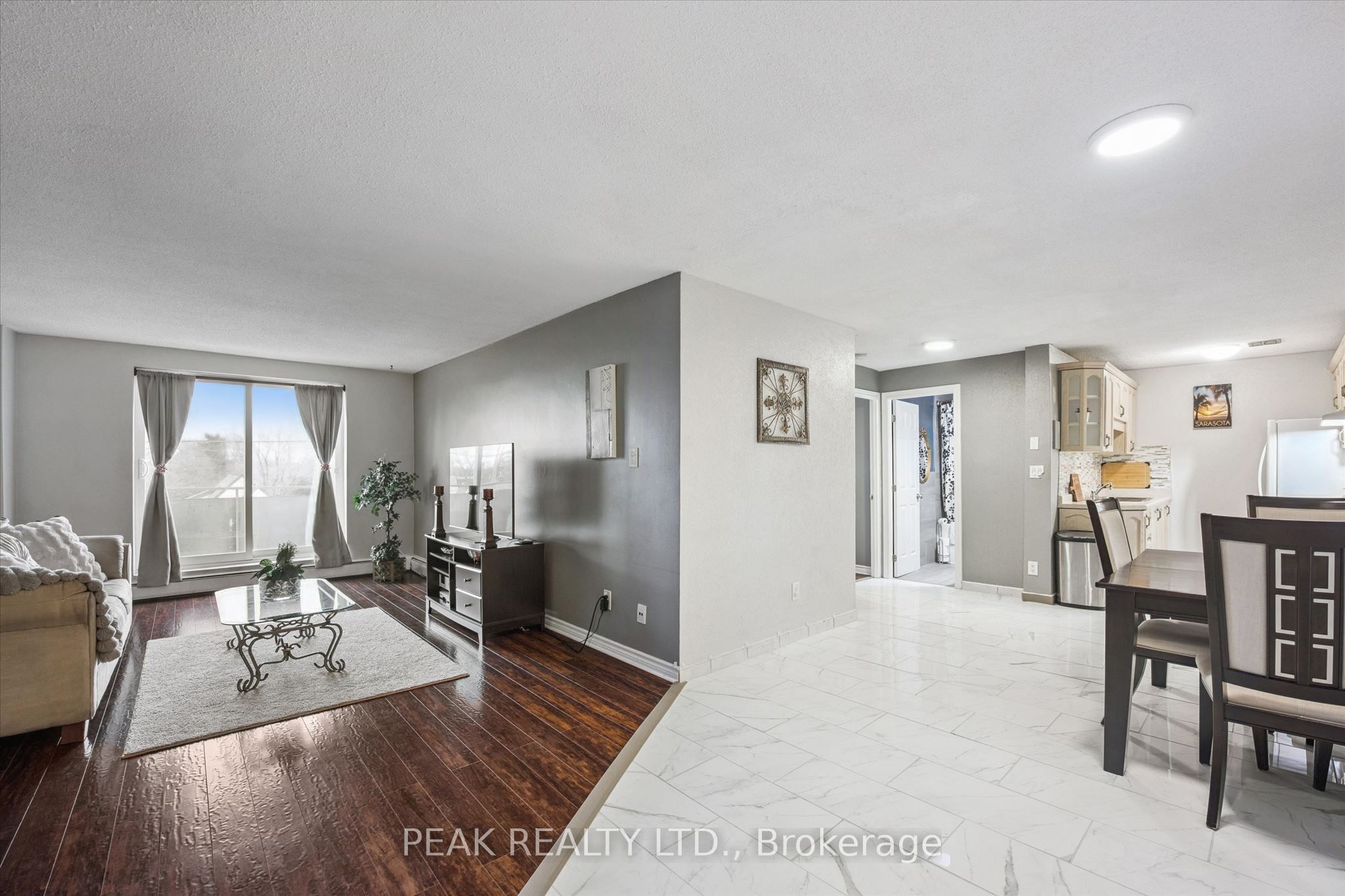 Listing 24114 Image