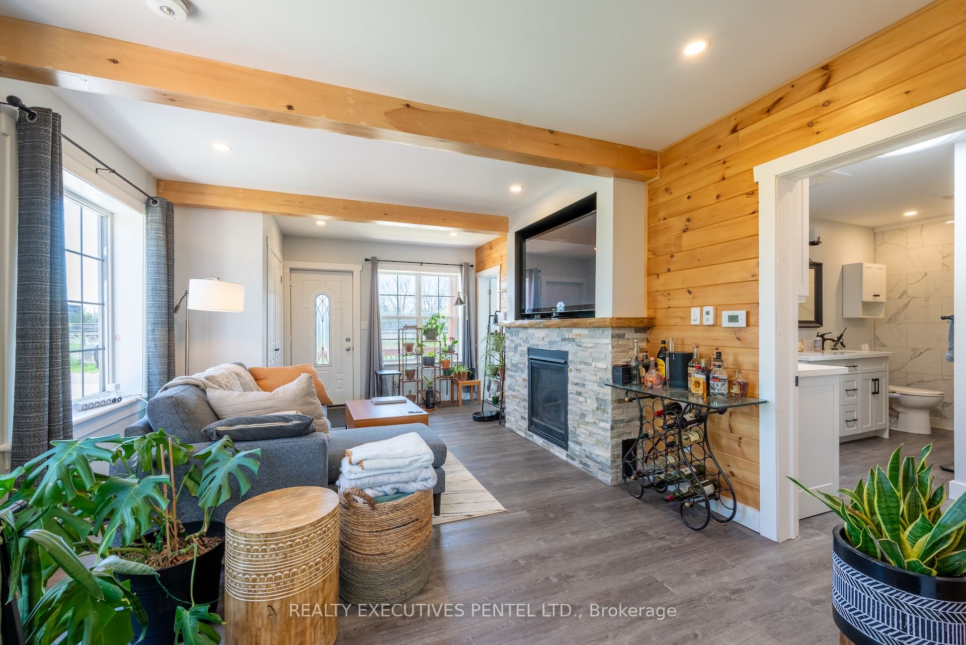 Listing 16410 Image