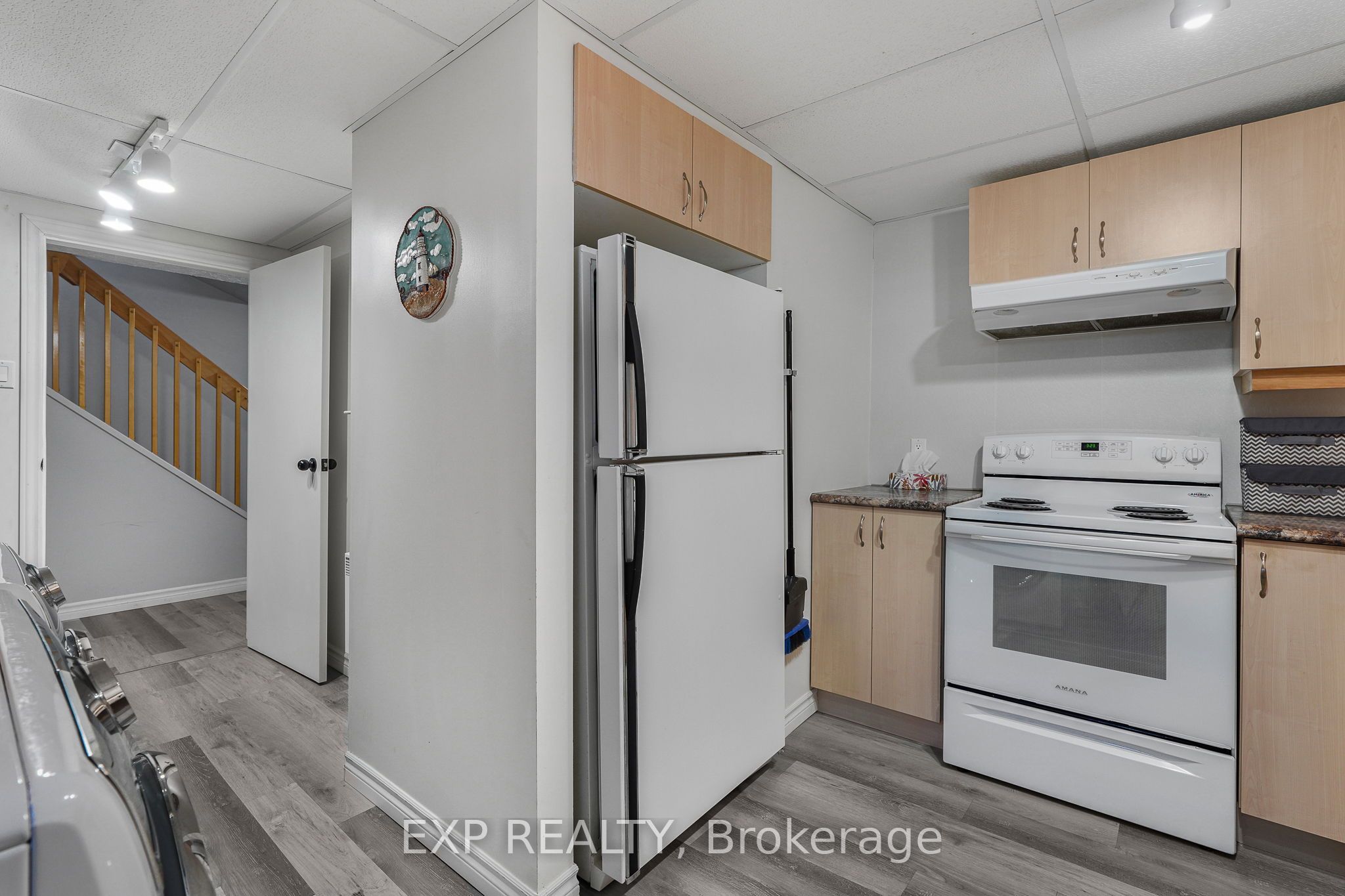 Listing 8969 Image