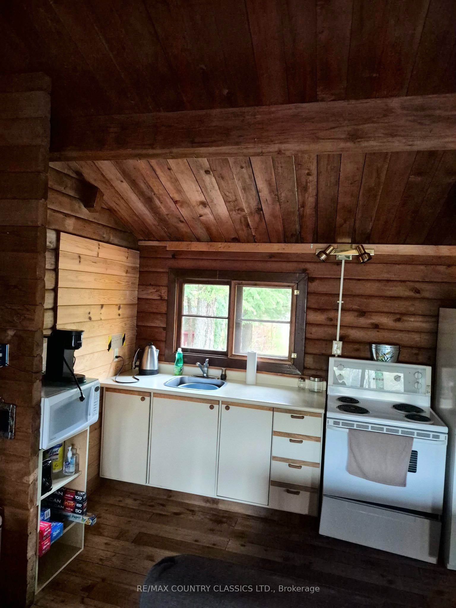 Listing 7047 Image