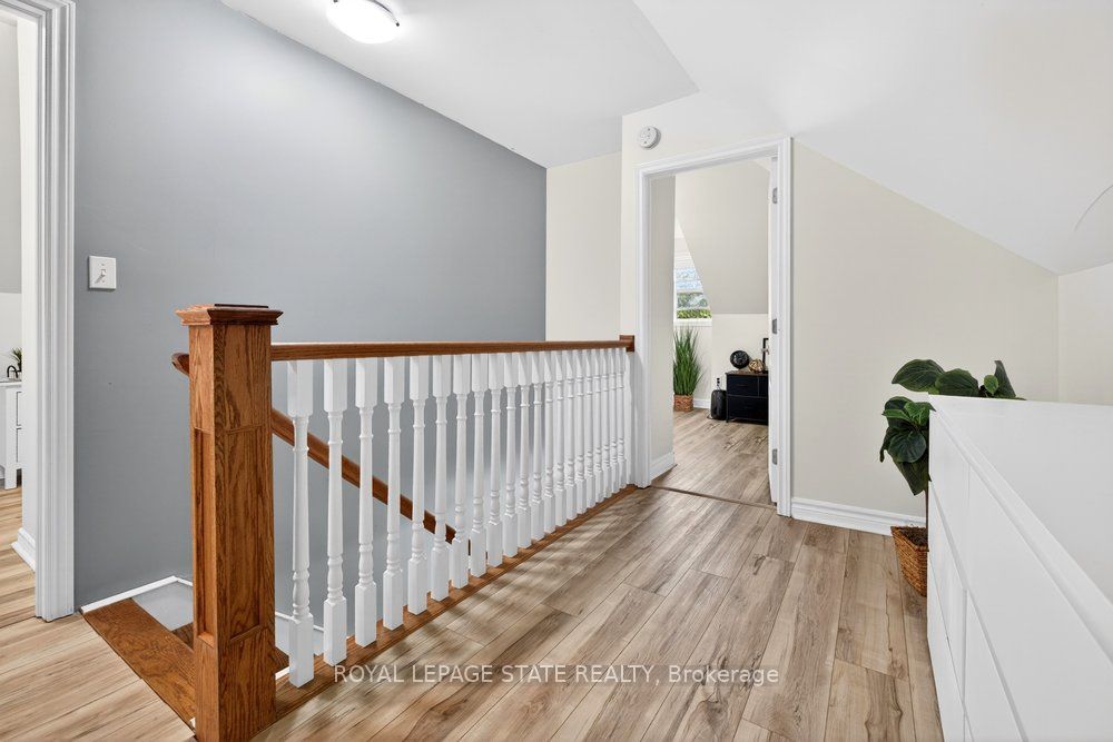 Listing 8046 Image