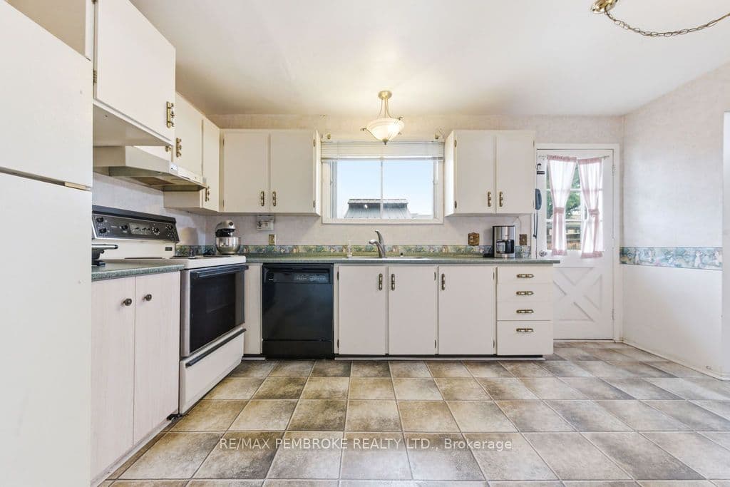 Listing 13510 Image