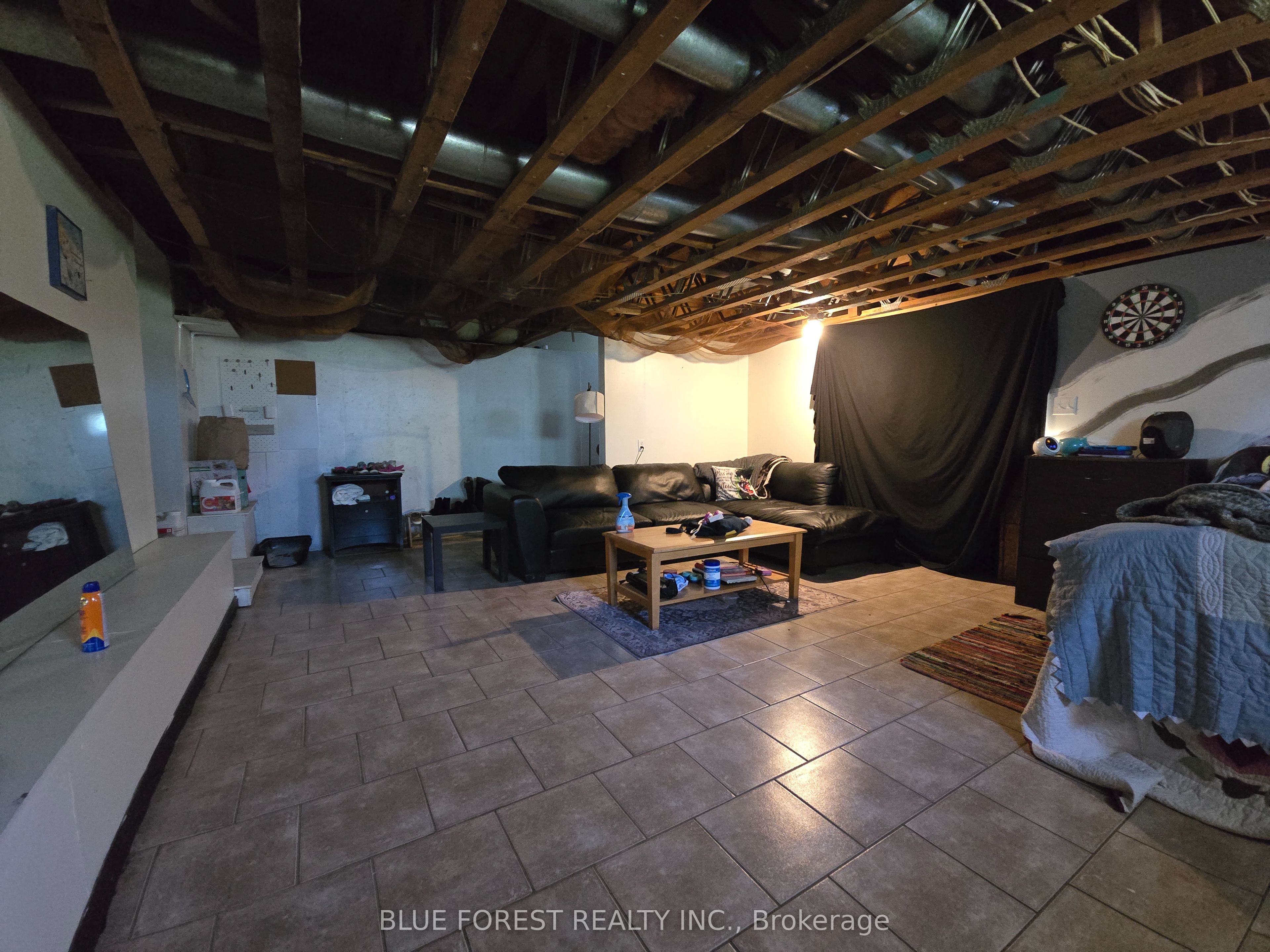 Listing 5450 Image