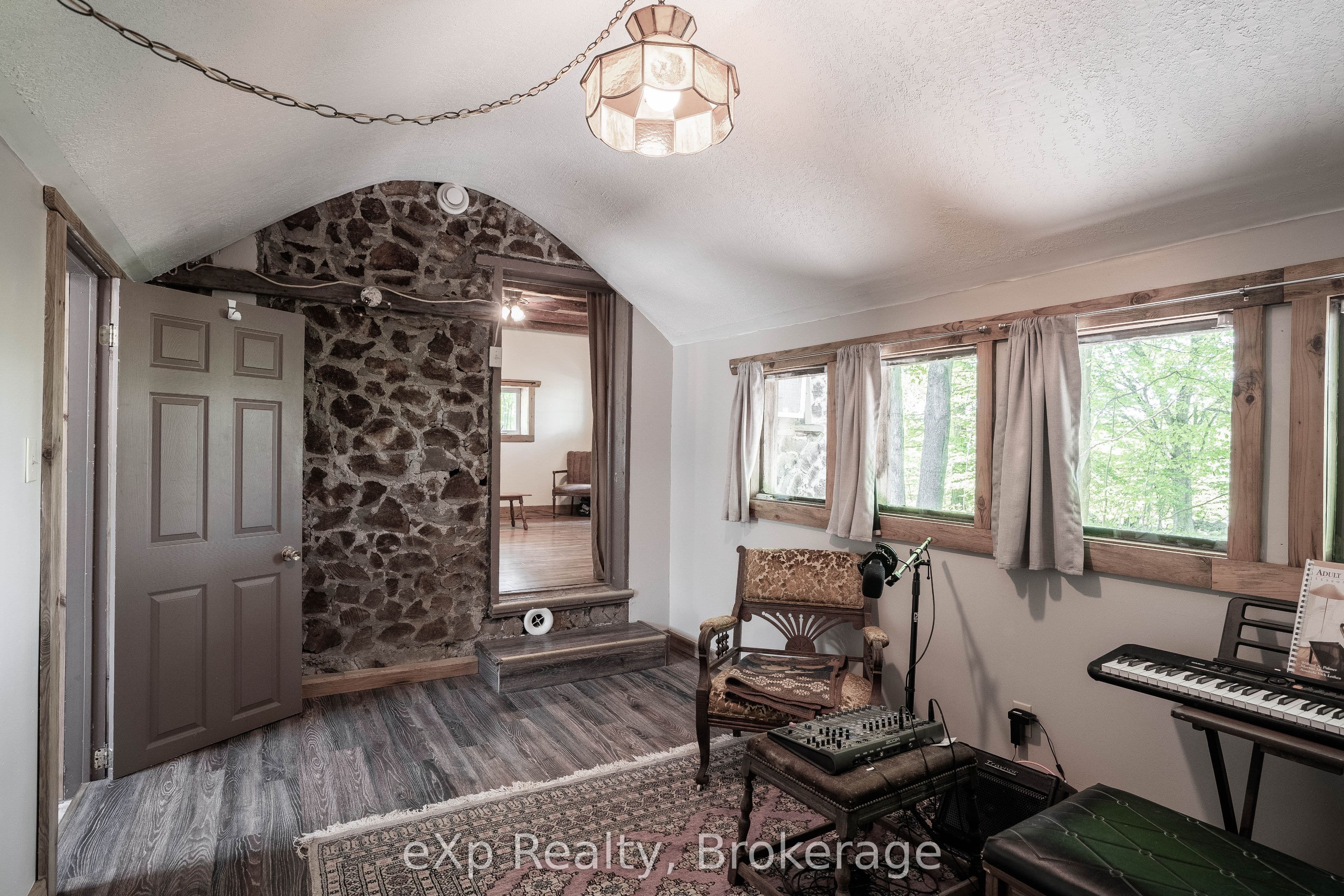 Listing 5857 Image