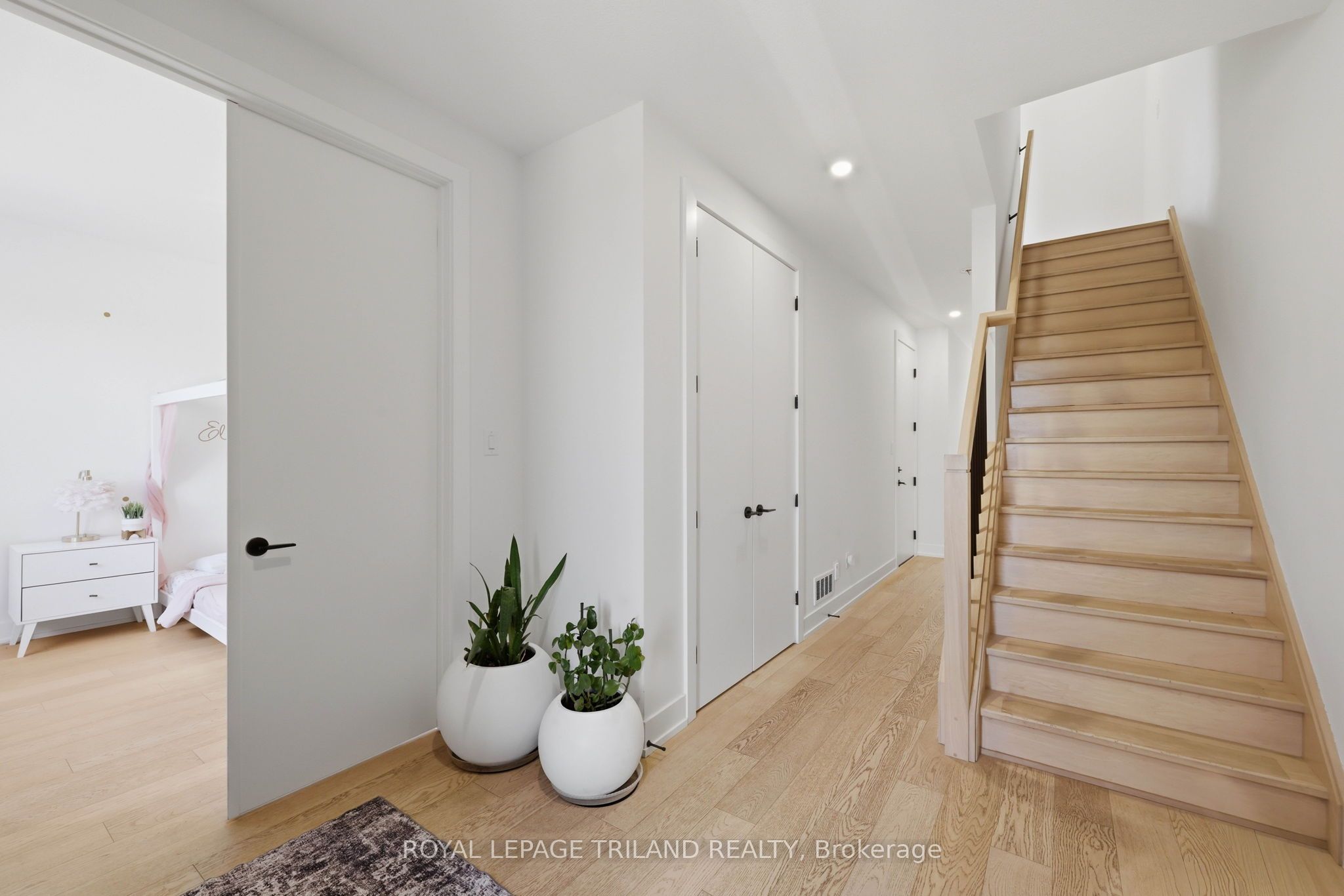 Listing 10829 Image