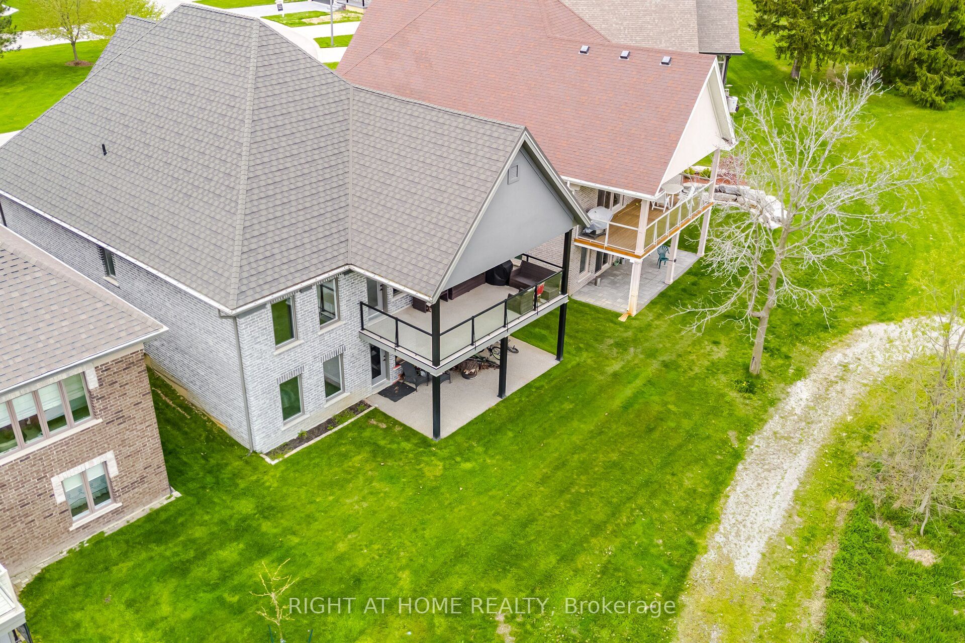 Listing 7483 Image
