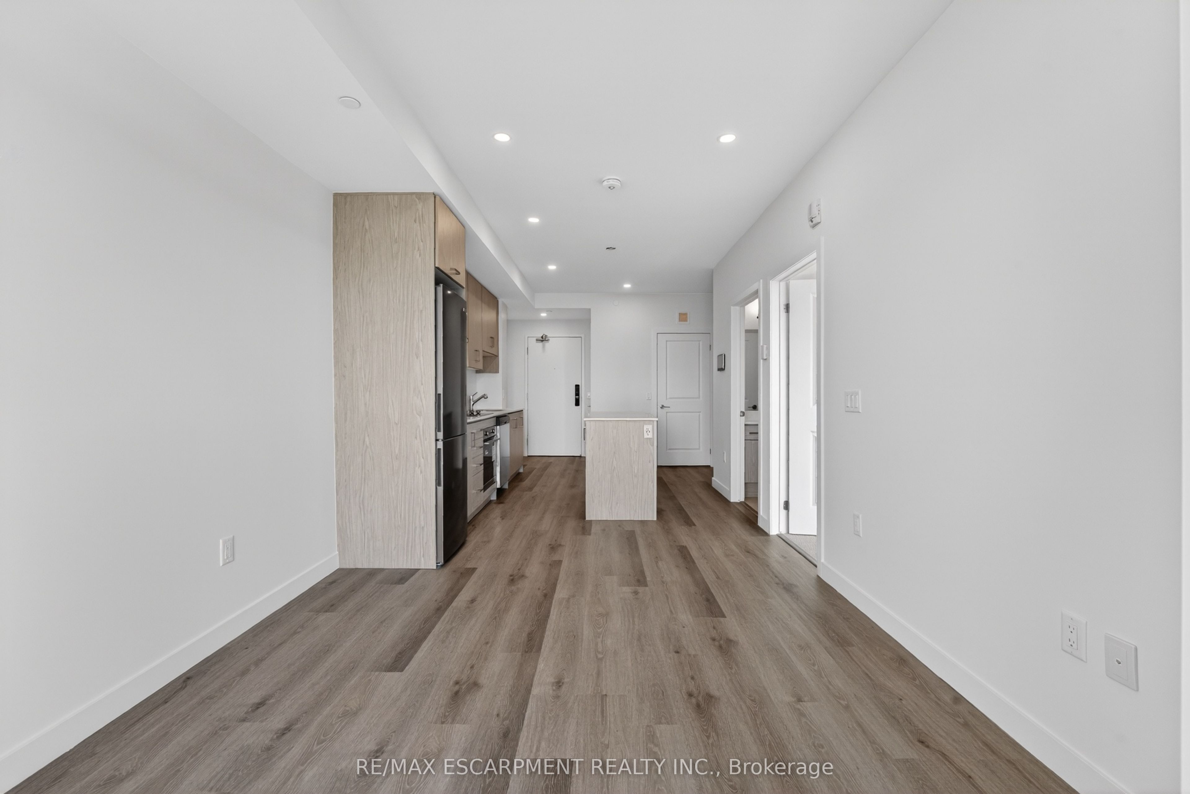 Listing 9439 Image