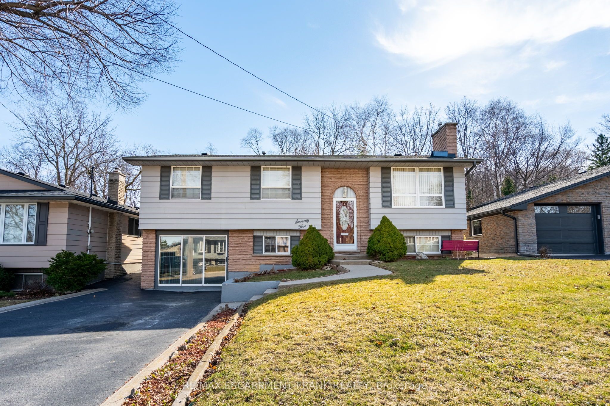 Listing 10165 Image