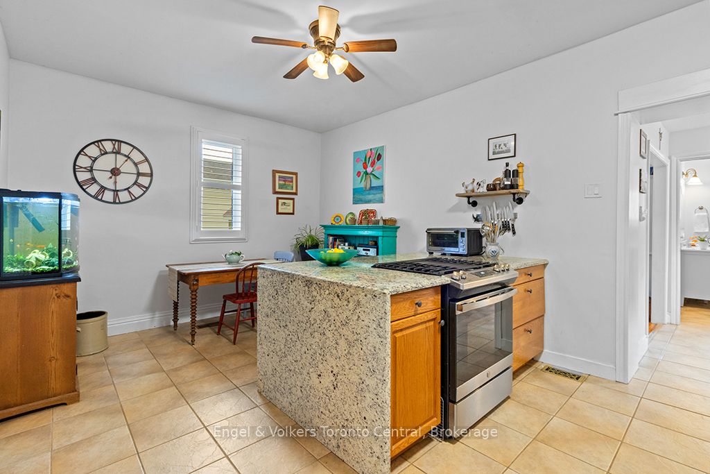 Listing 10745 Image