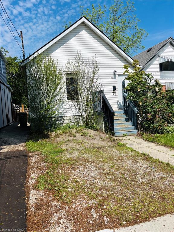 Listing 256128 Image