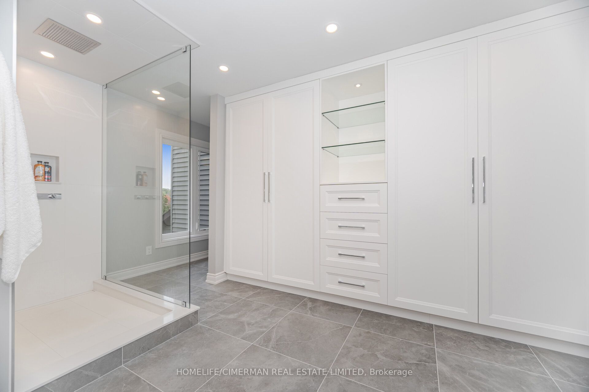 Listing 93025 Image