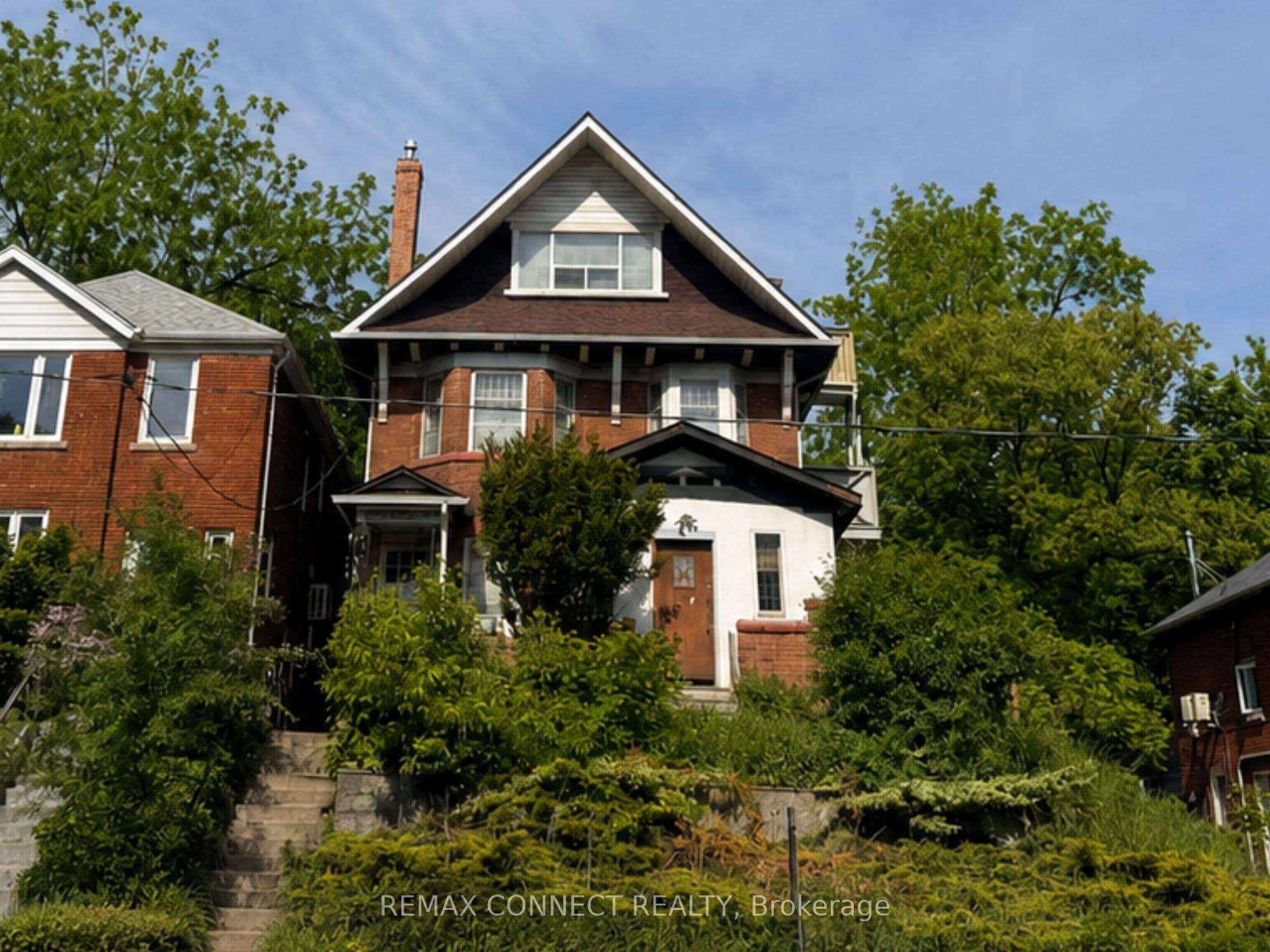 Listing 13829 Image