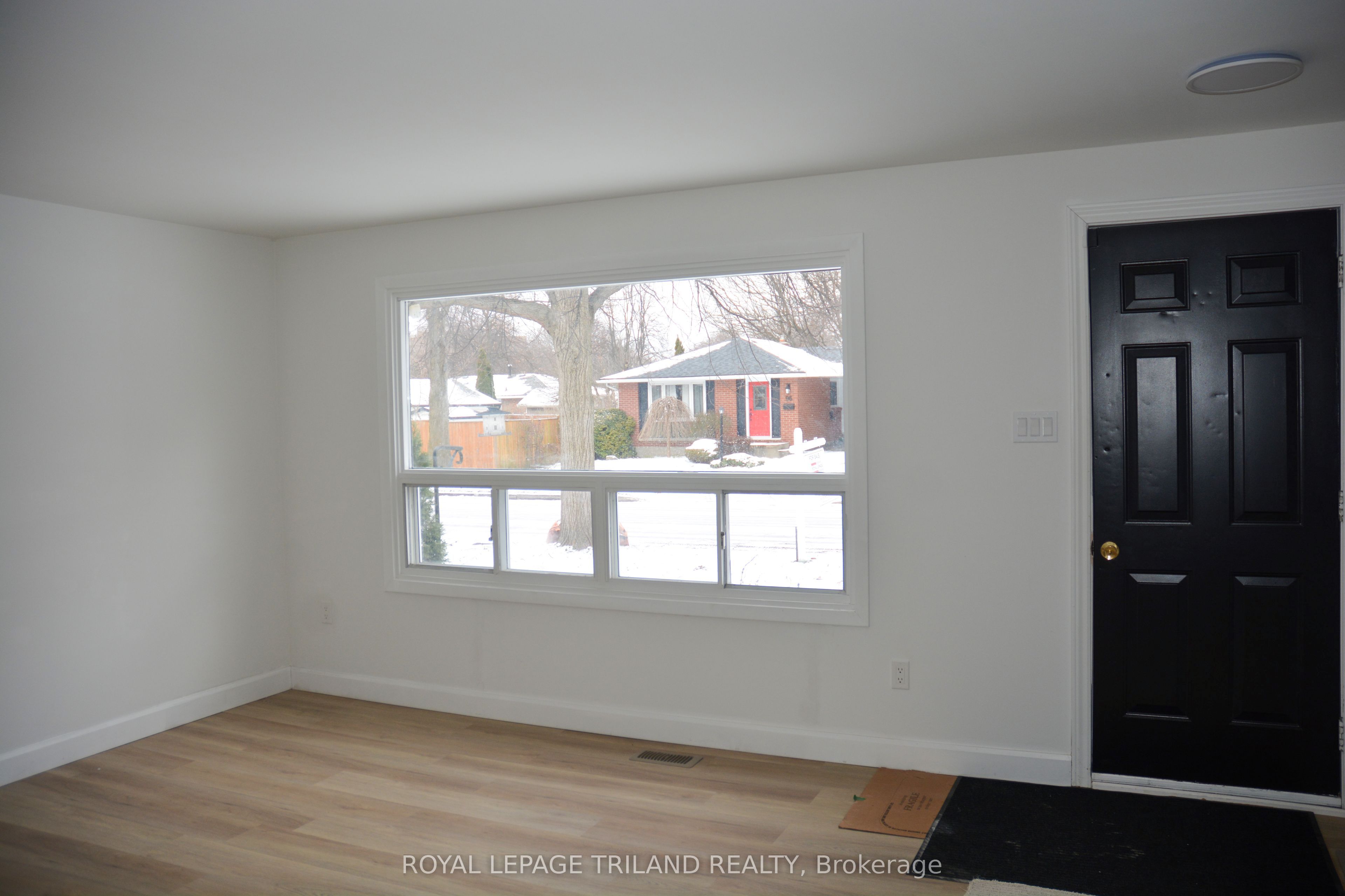 Listing 84165 Image