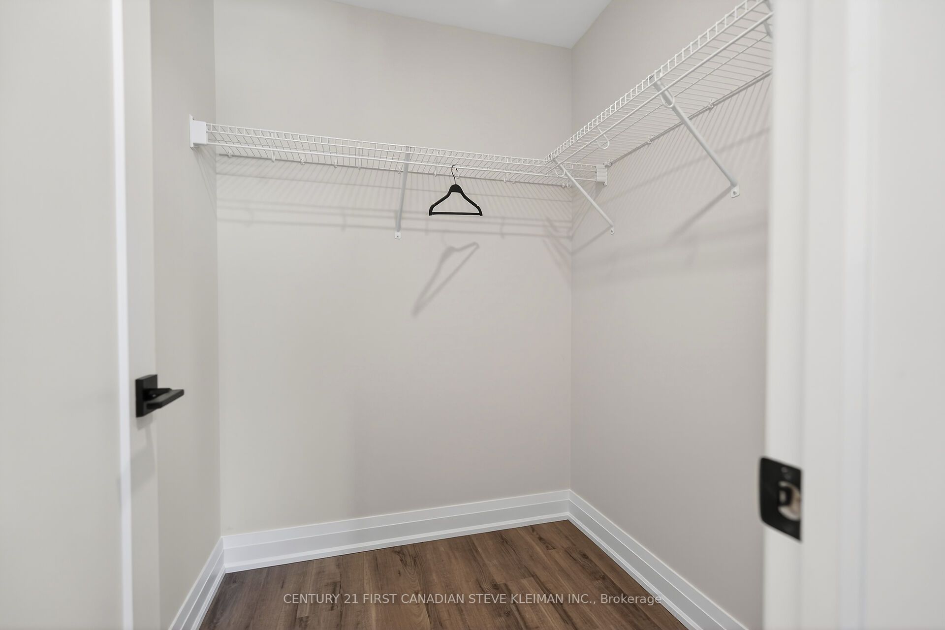 Listing 190307 Image