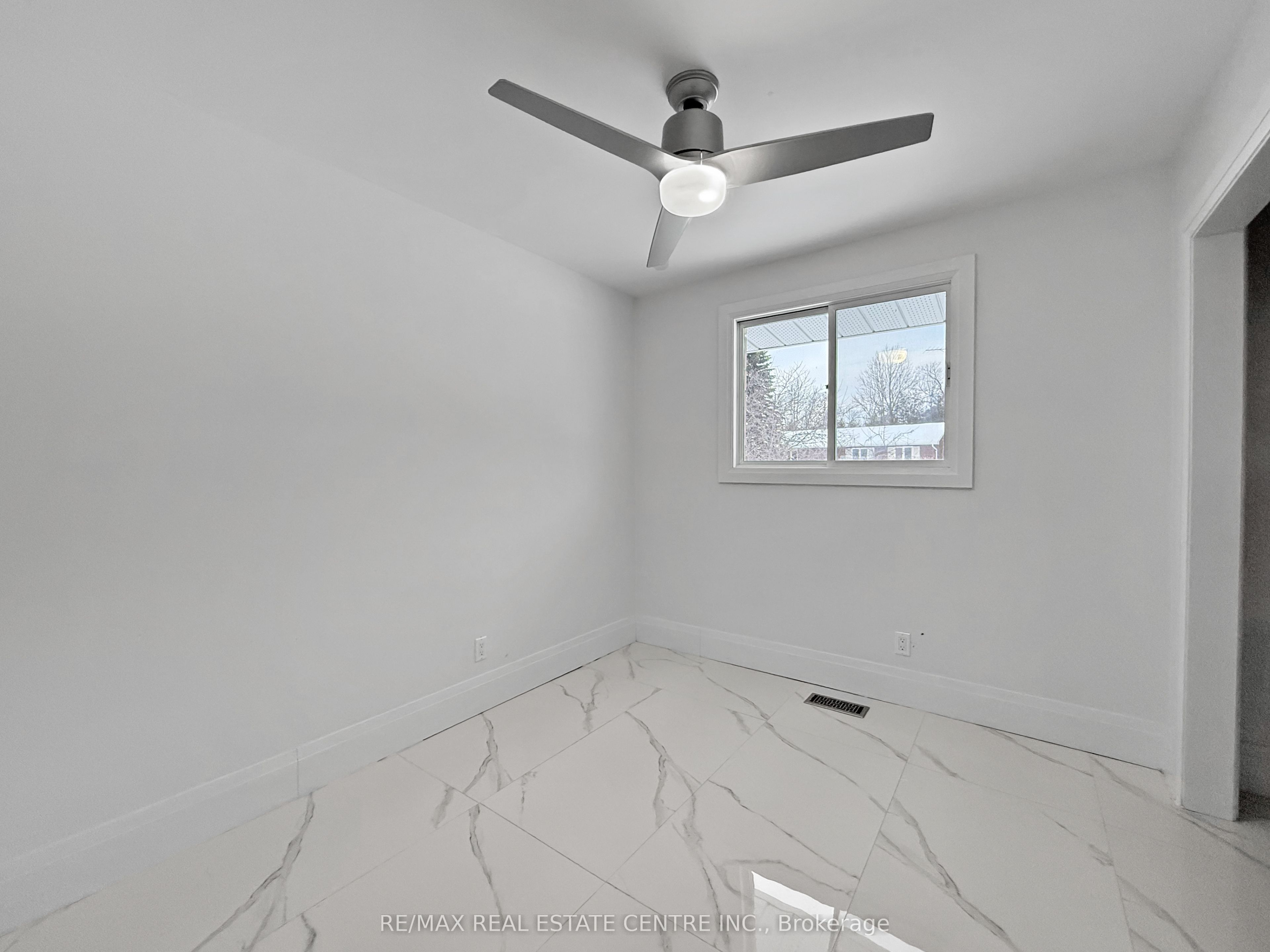 Listing 110130 Image