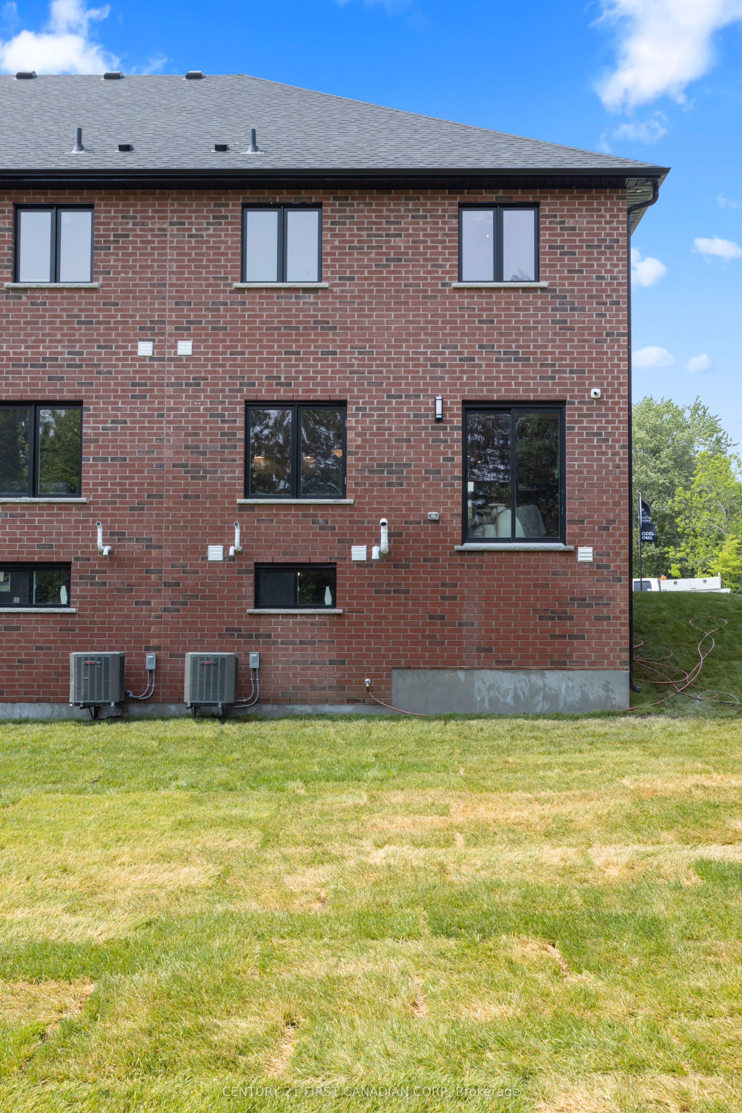 Listing 233898 Image
