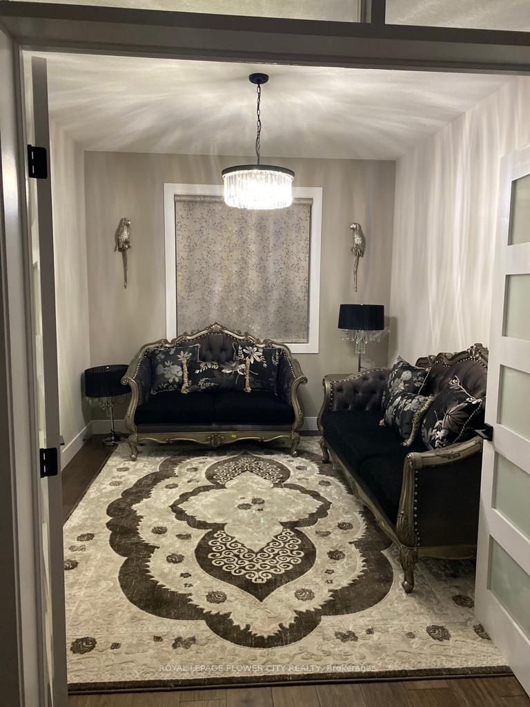 Listing 42828 Image