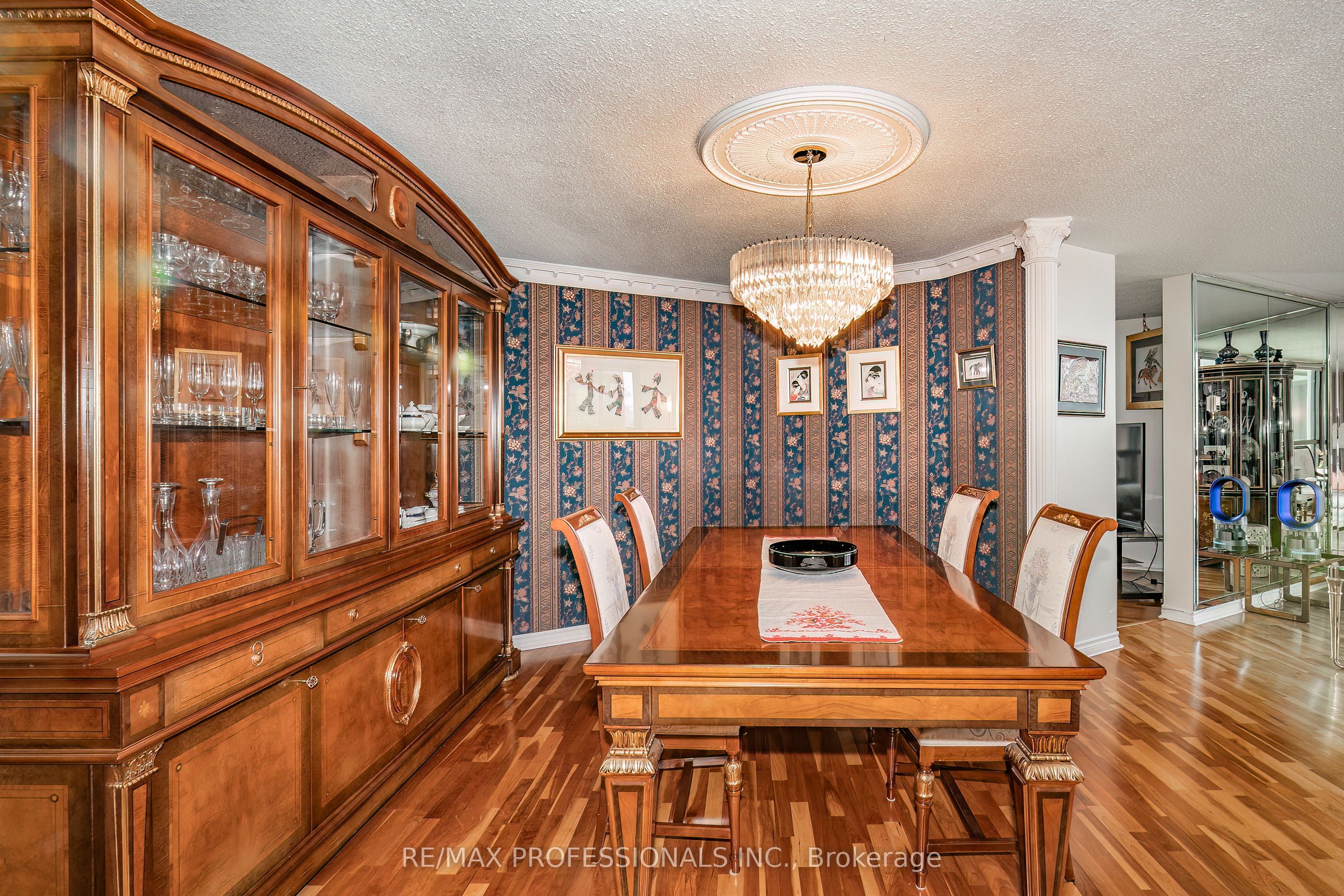 Listing 49159 Image