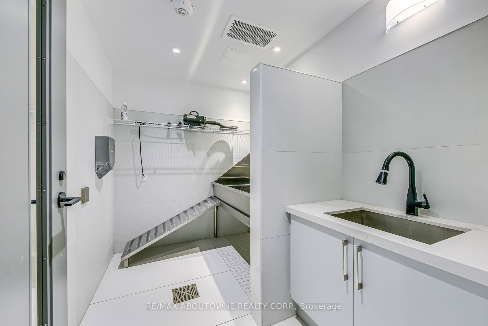Listing 30532 Image