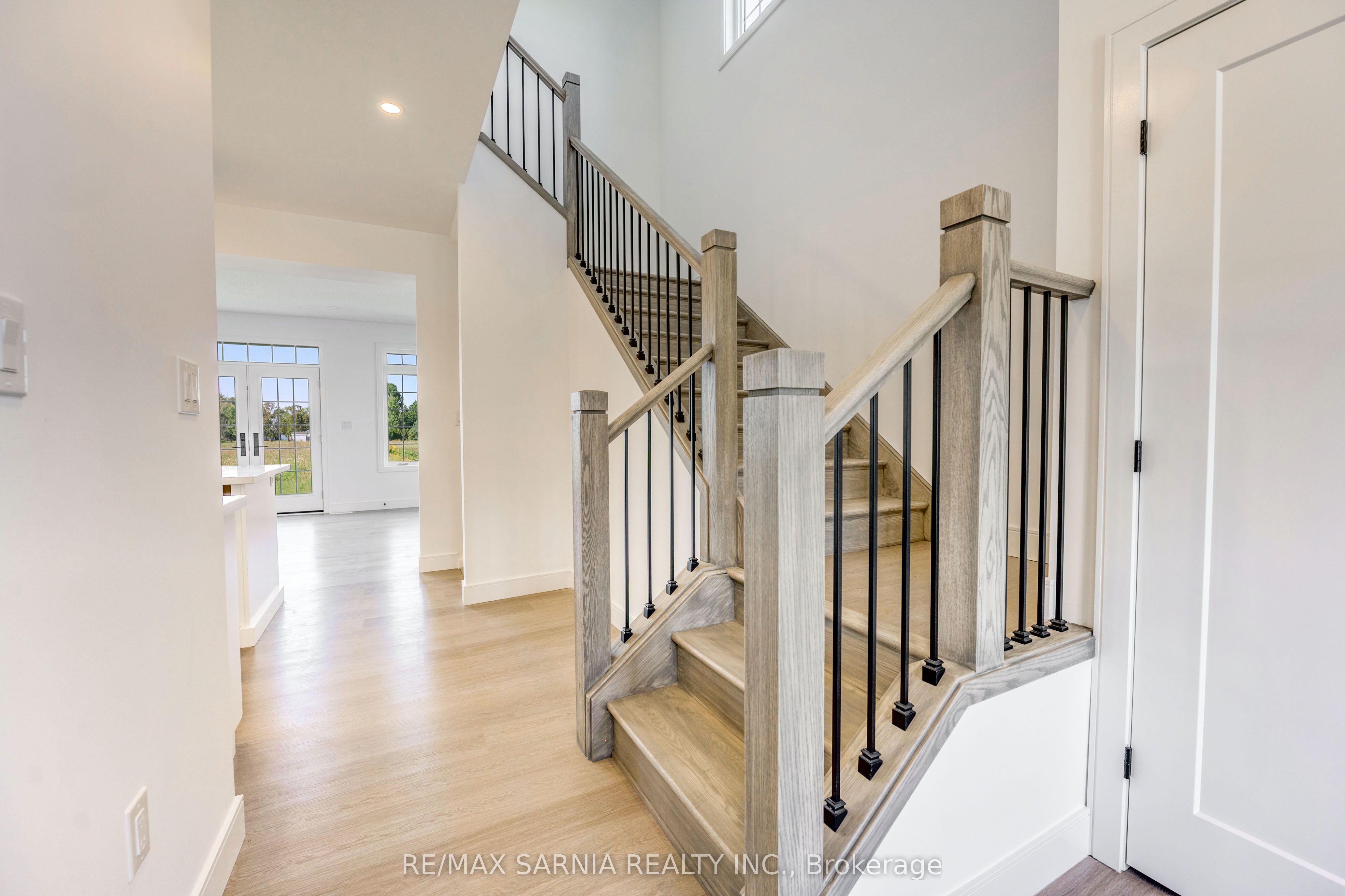 Listing 93054 Image