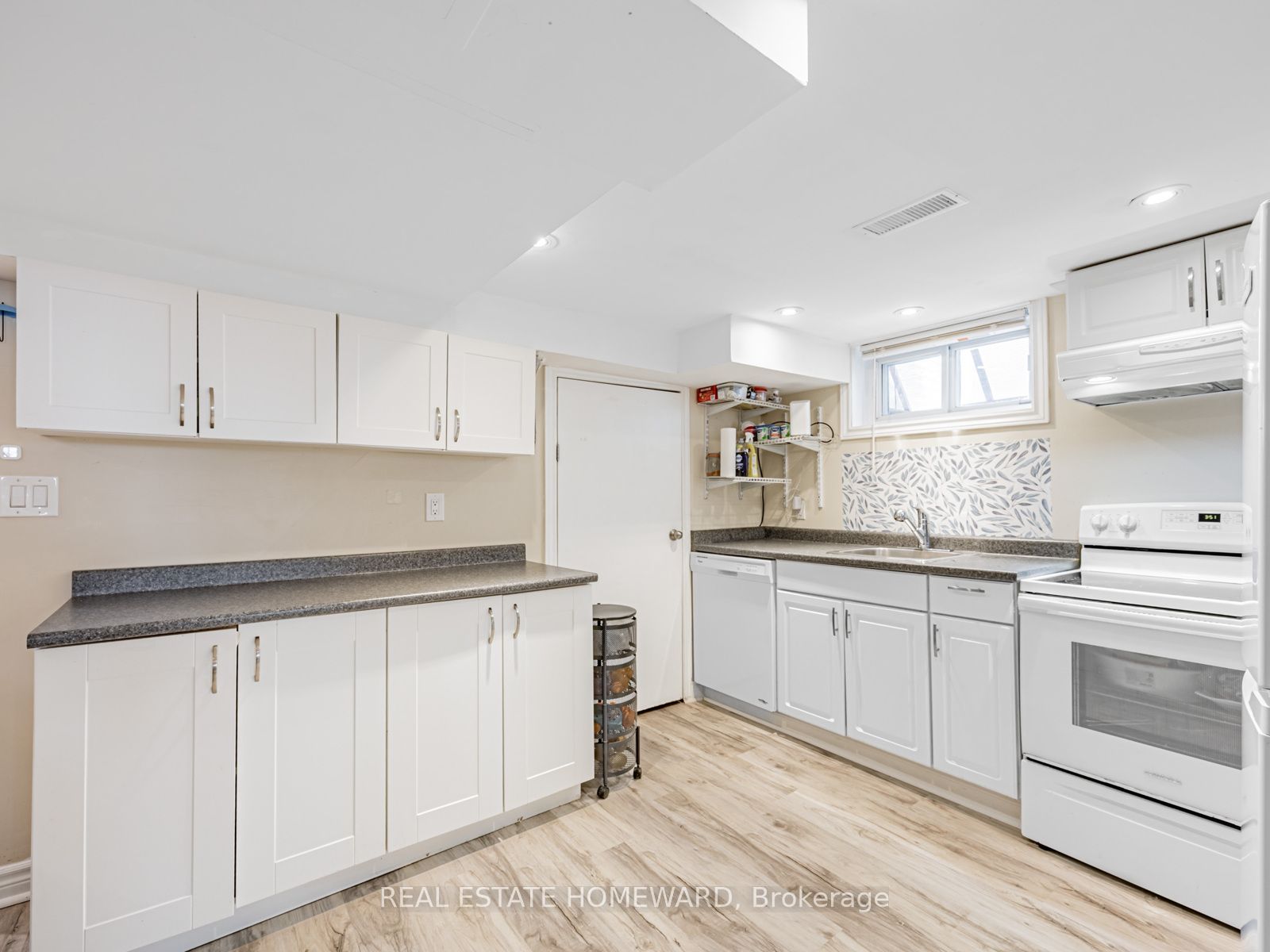 Listing 84069 Image
