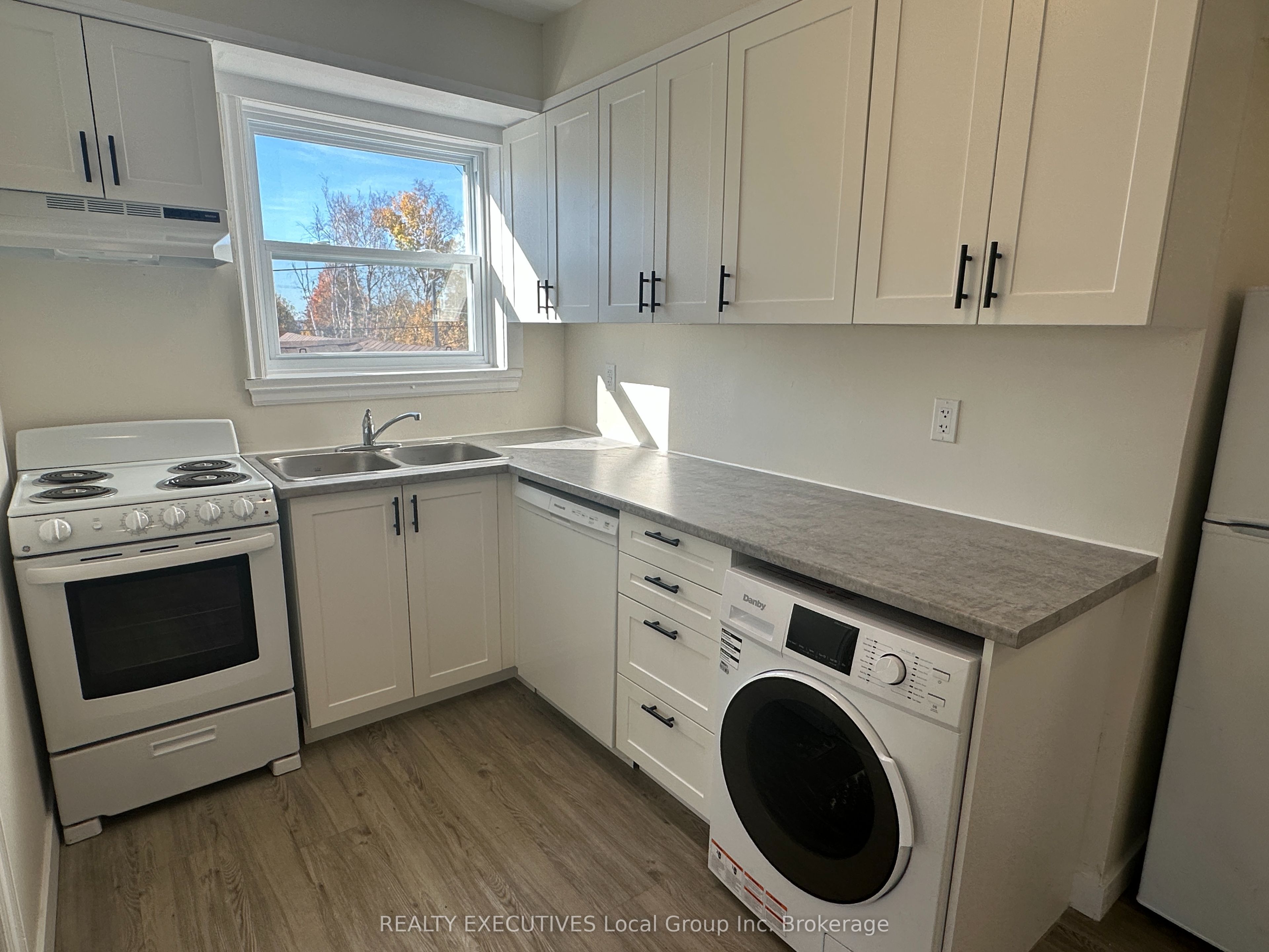 Listing 130191 Image