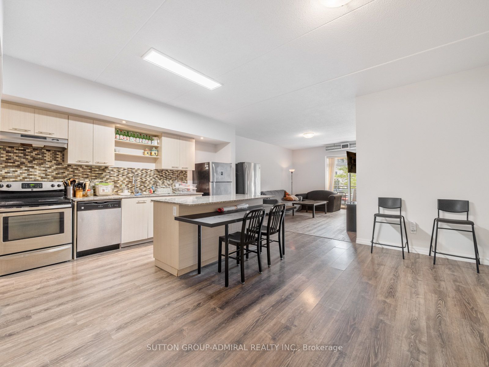 Listing 139143 Image
