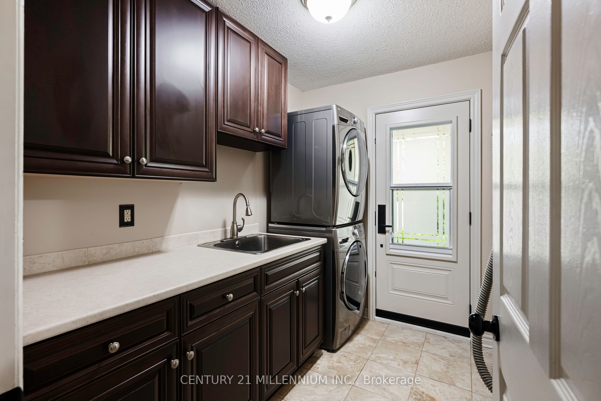 Listing 31010 Image