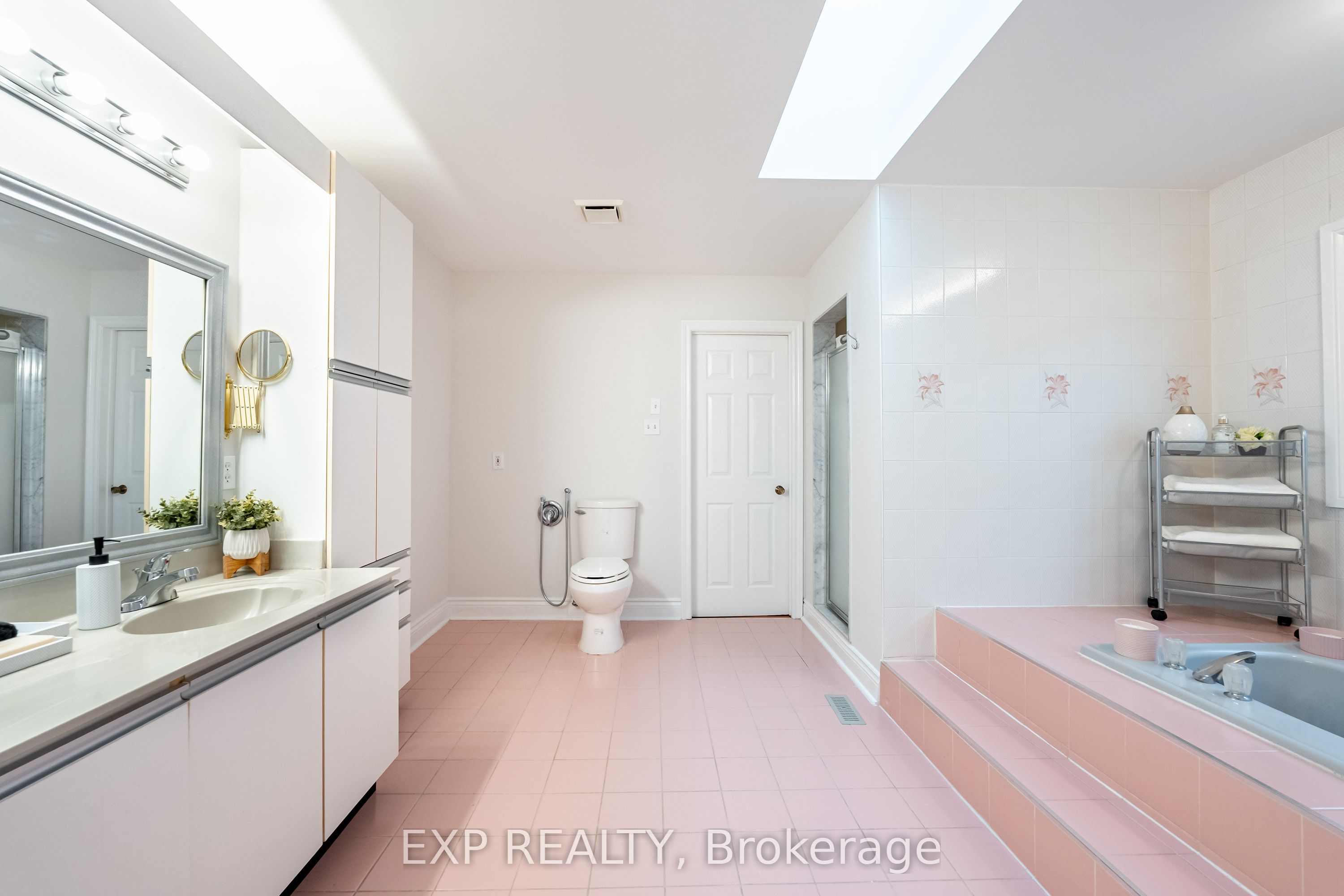 Listing 61074 Image