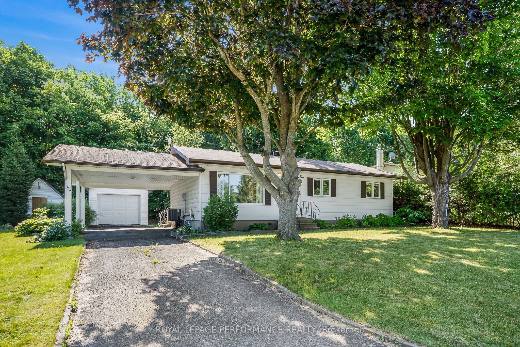 Listing 68810 Image