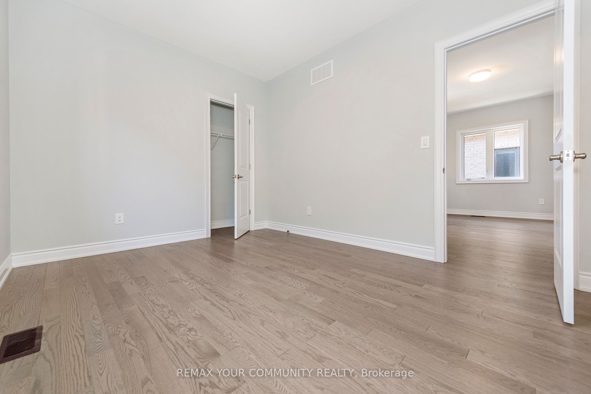 Listing 206001 Image