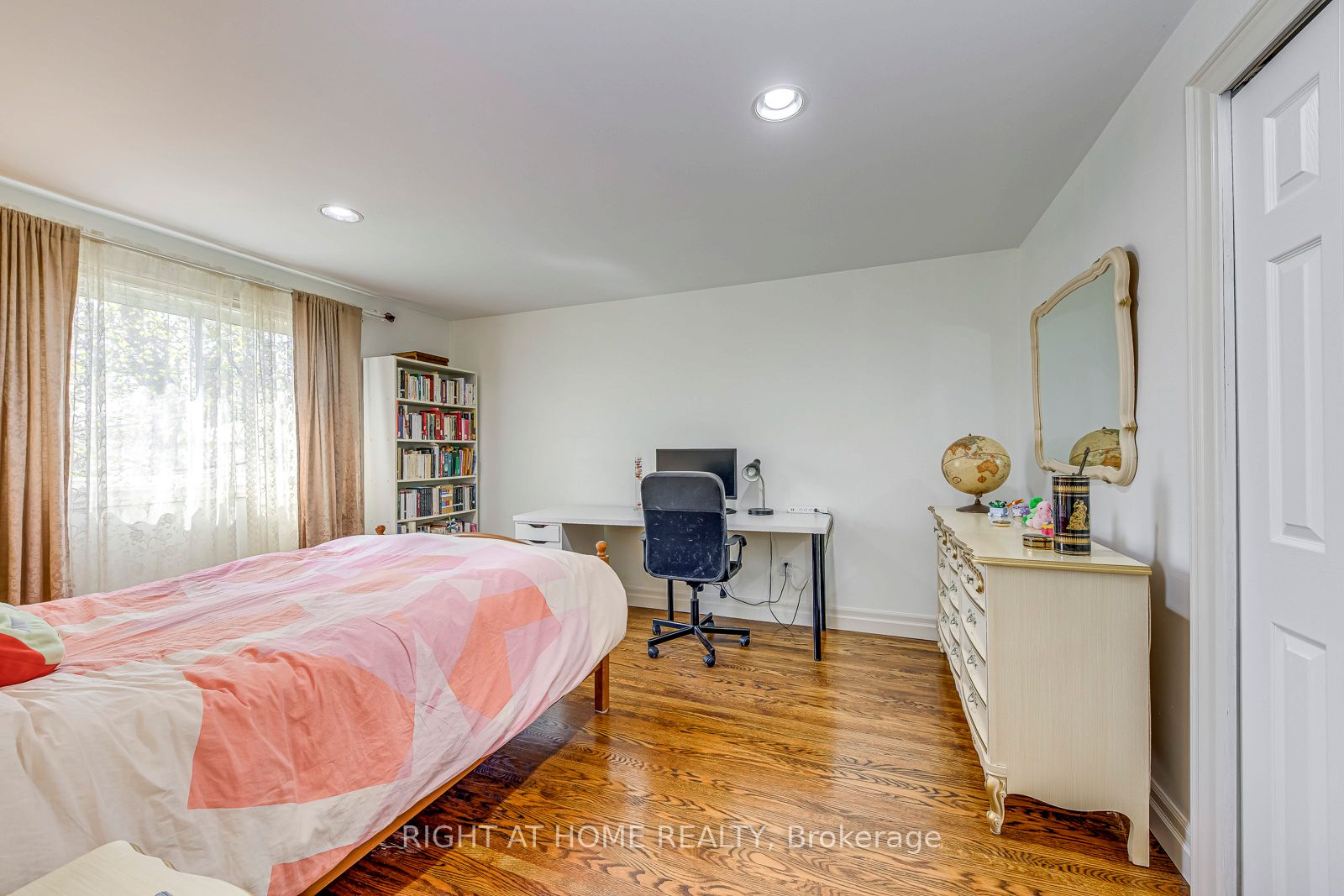 Listing 215717 Image
