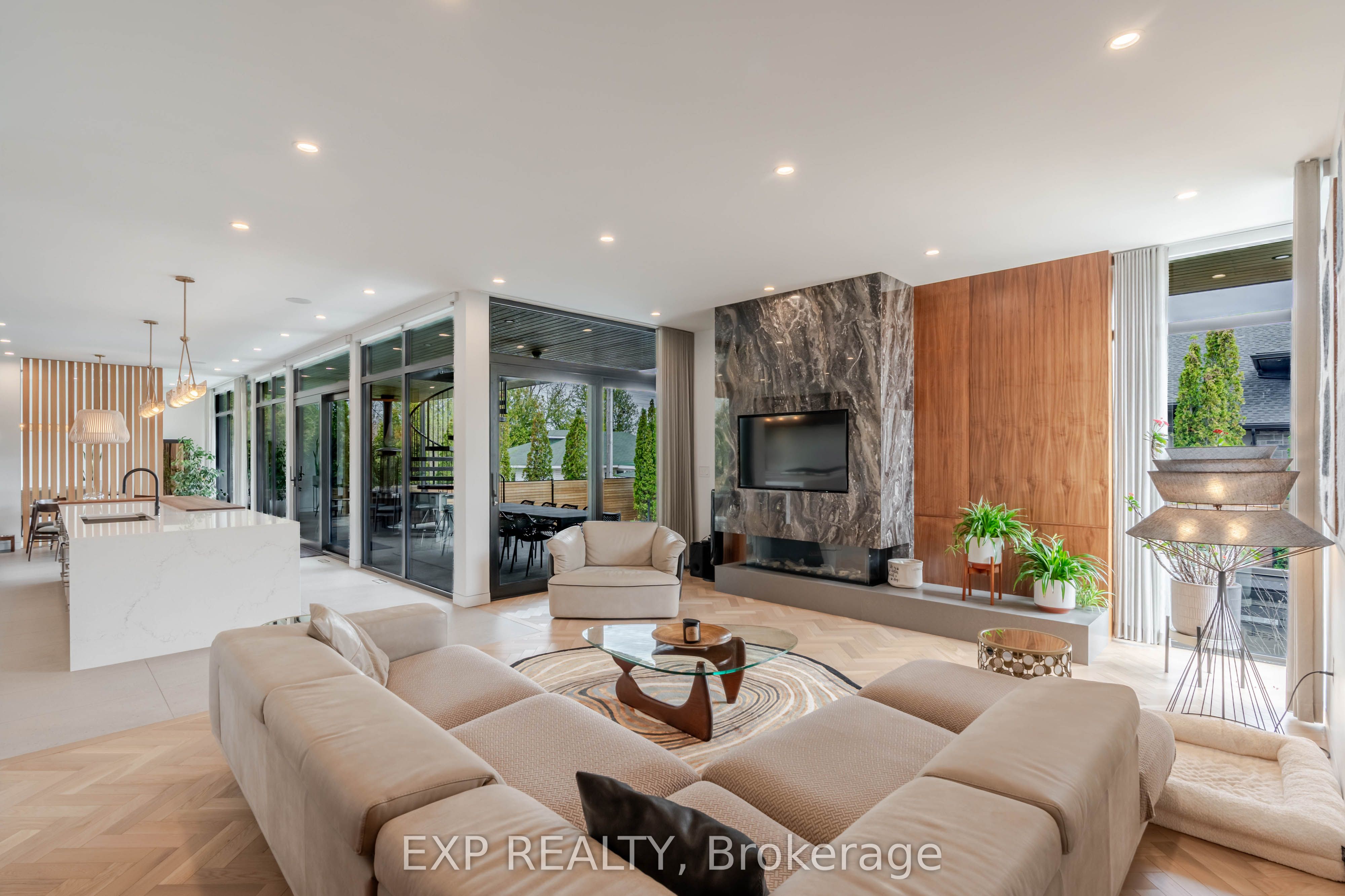Listing 100582 Image