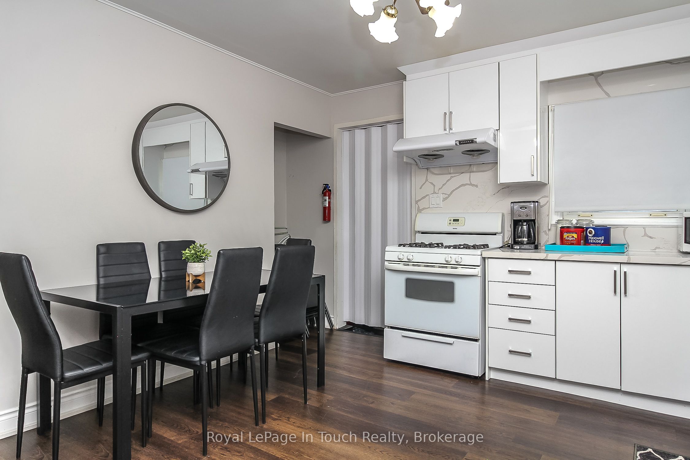 Listing 42808 Image