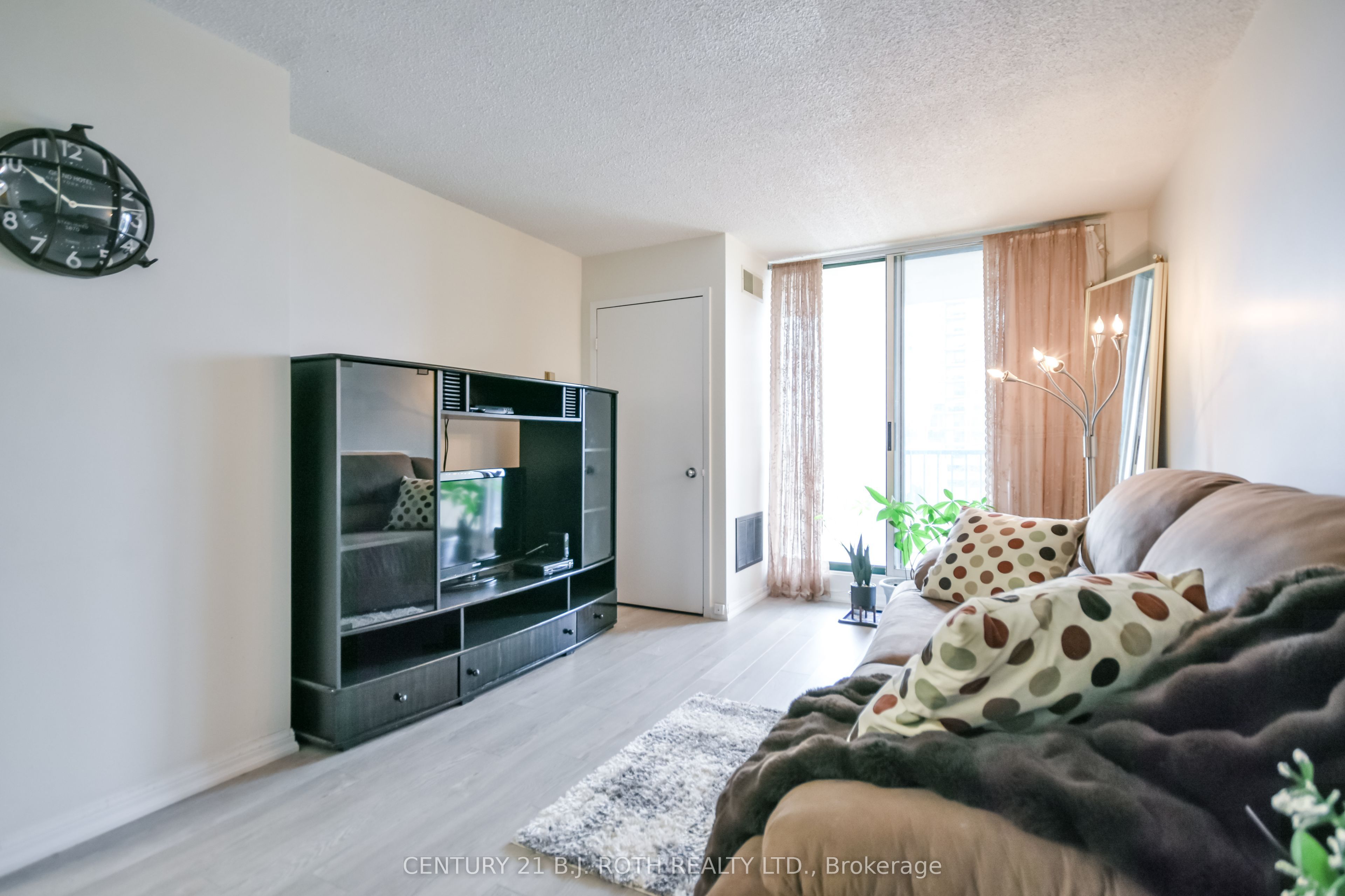 Listing 256056 Image