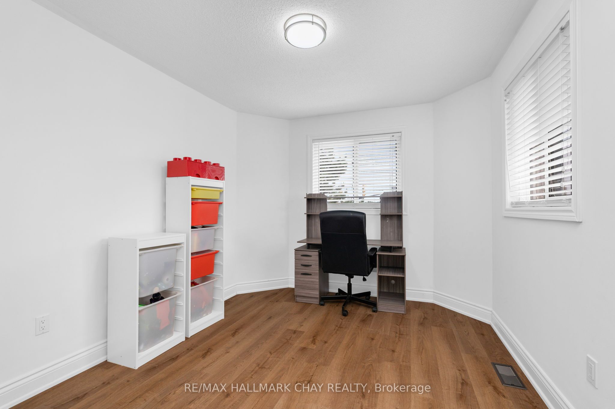 Listing 74415 Image