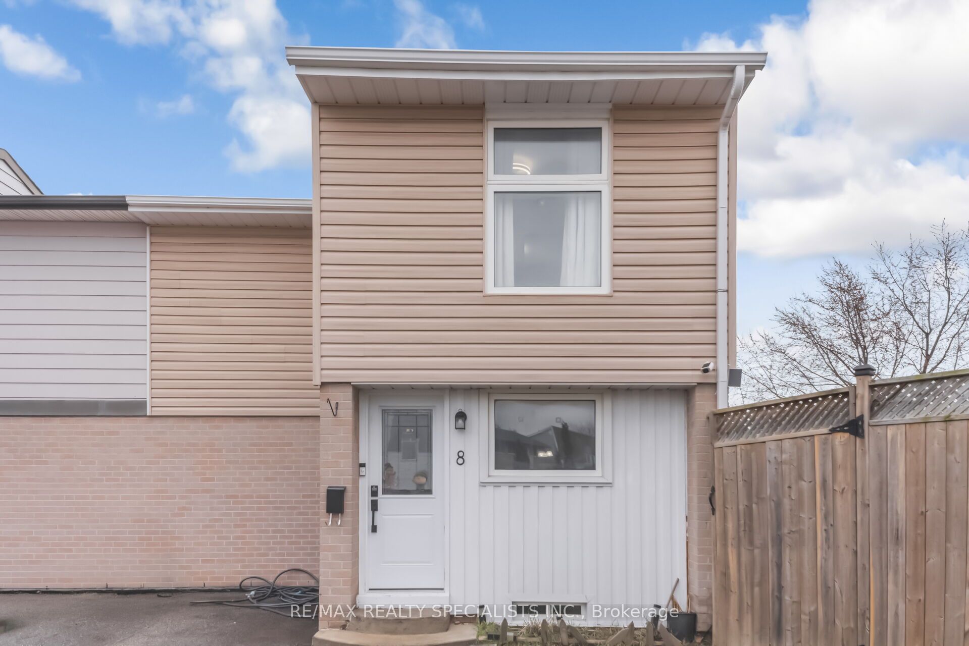 Listing 32810 Image