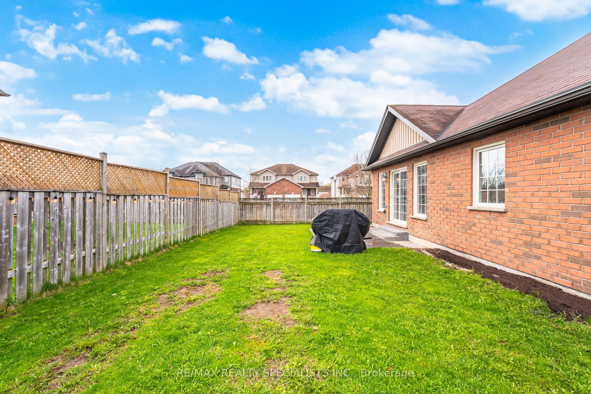 Listing 44211 Image