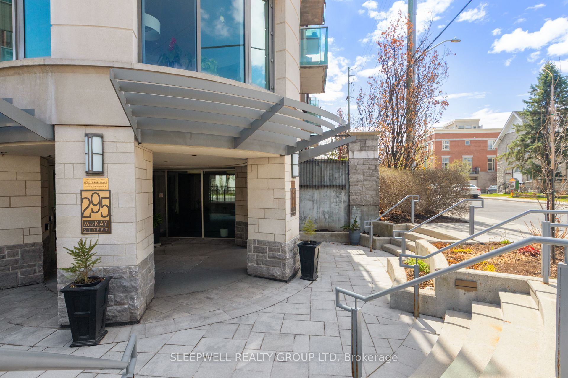 Listing 131415 Image