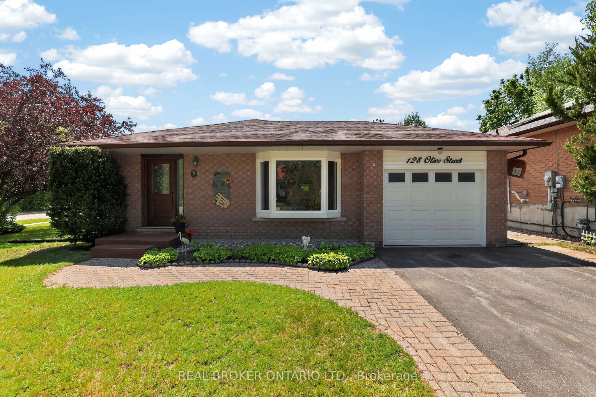 Listing 45168 Image
