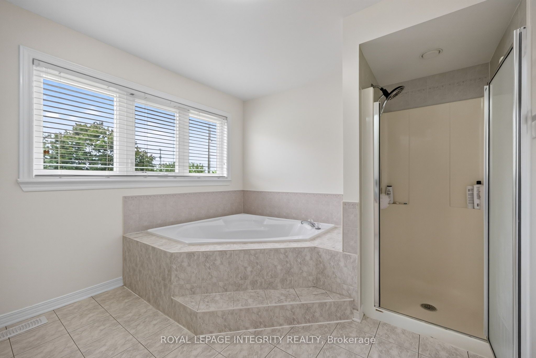Listing 216040 Image