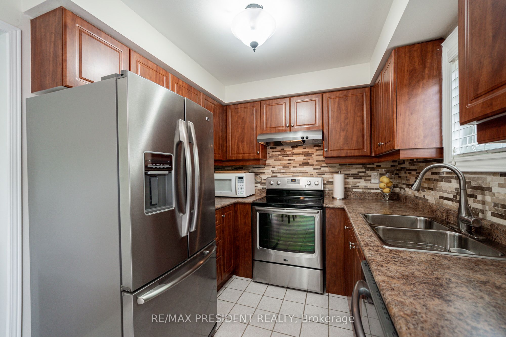 Listing 105989 Image