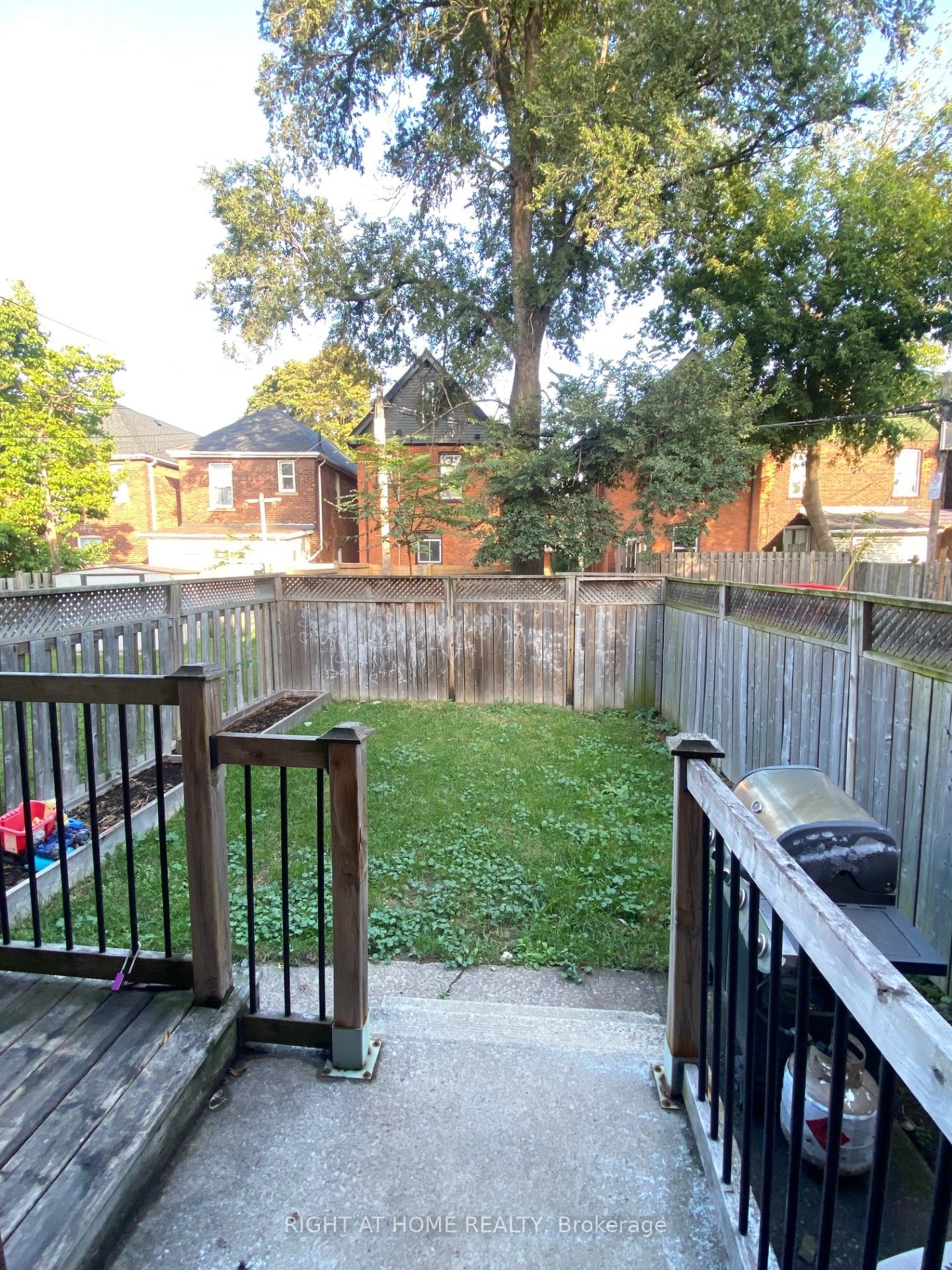 Listing 84833 Image