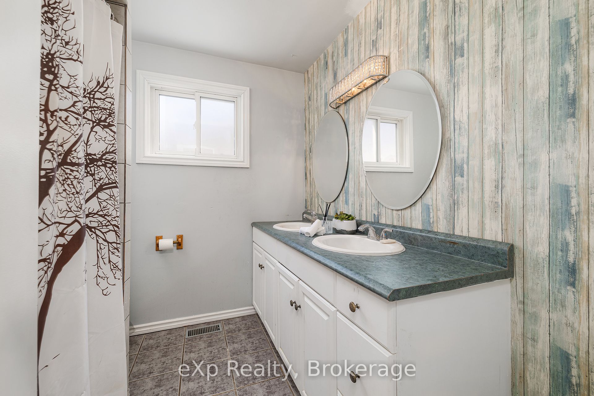 Listing 49242 Image