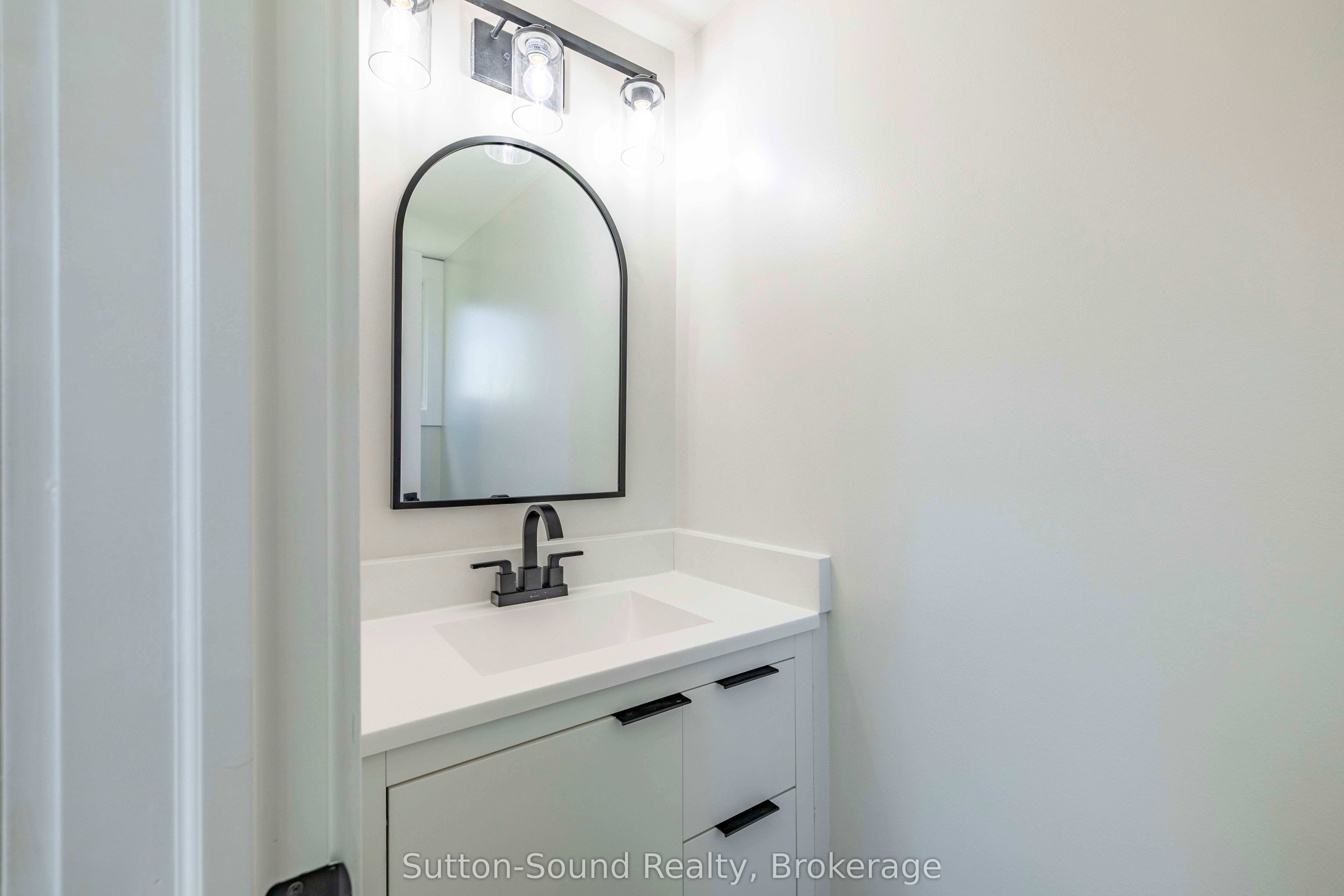 Listing 35125 Image